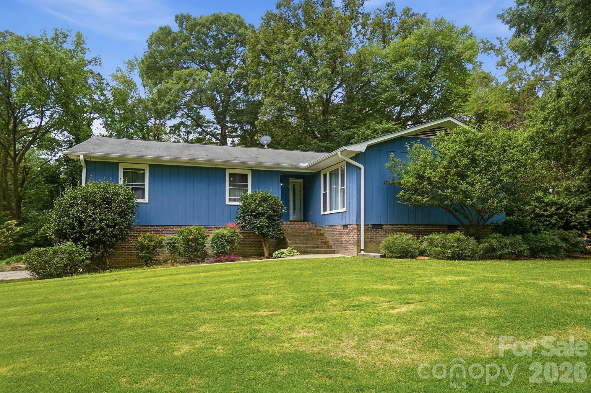 214 Griffin Lane — Marshville