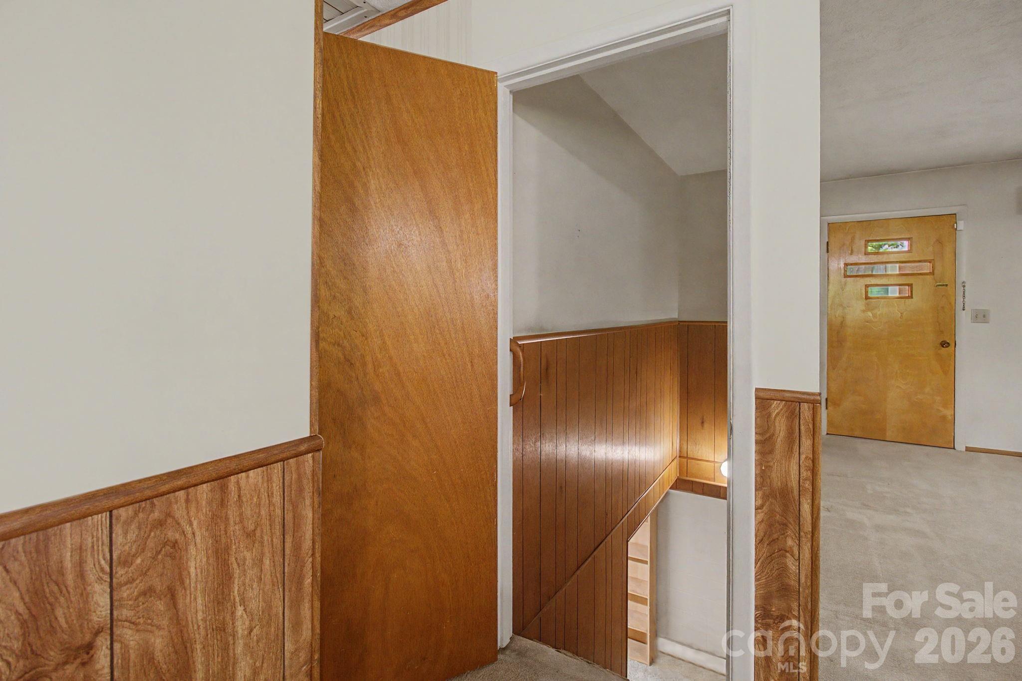 12 Webster Street — Weaverville
