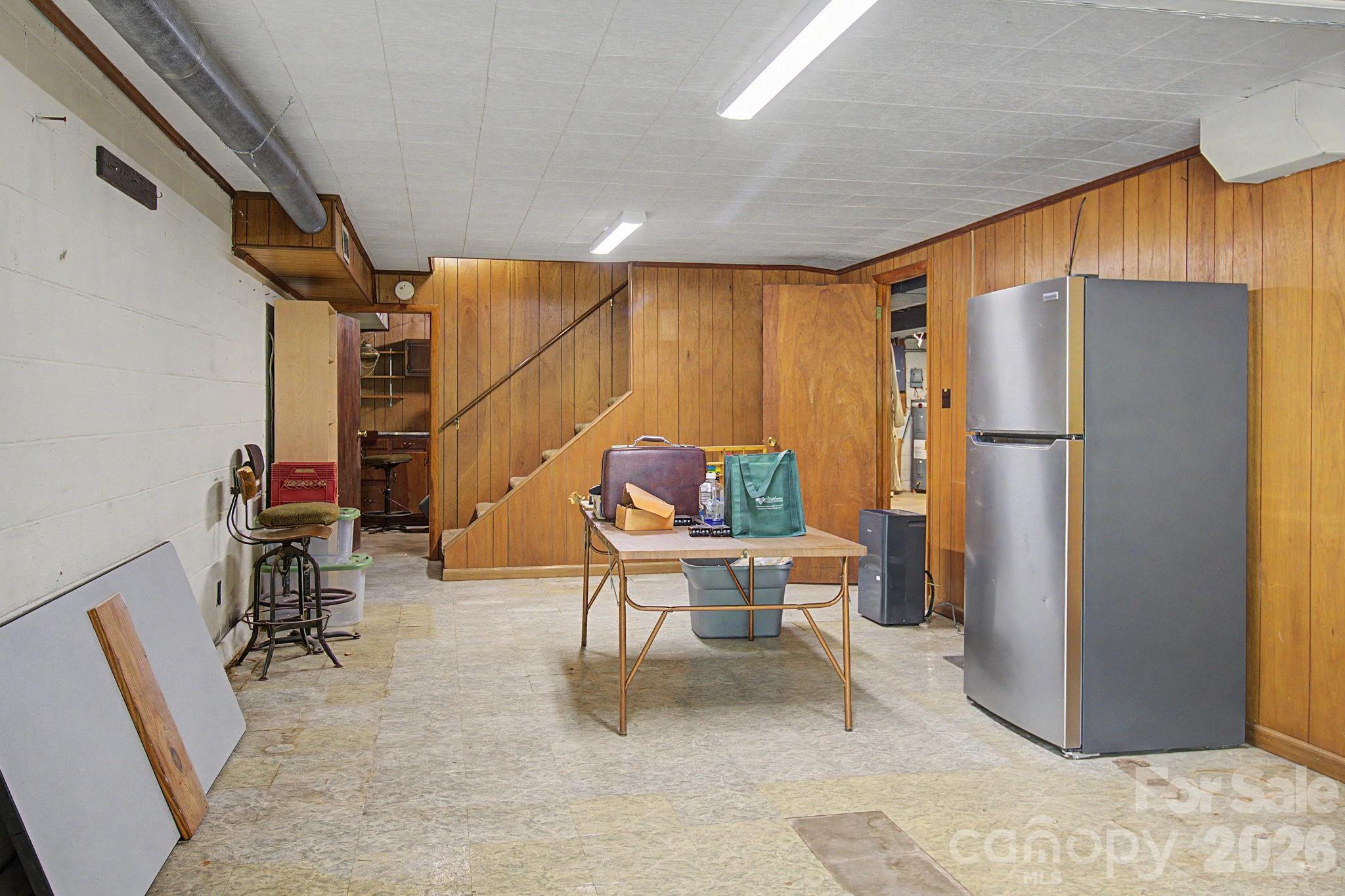 12 Webster Street — Weaverville