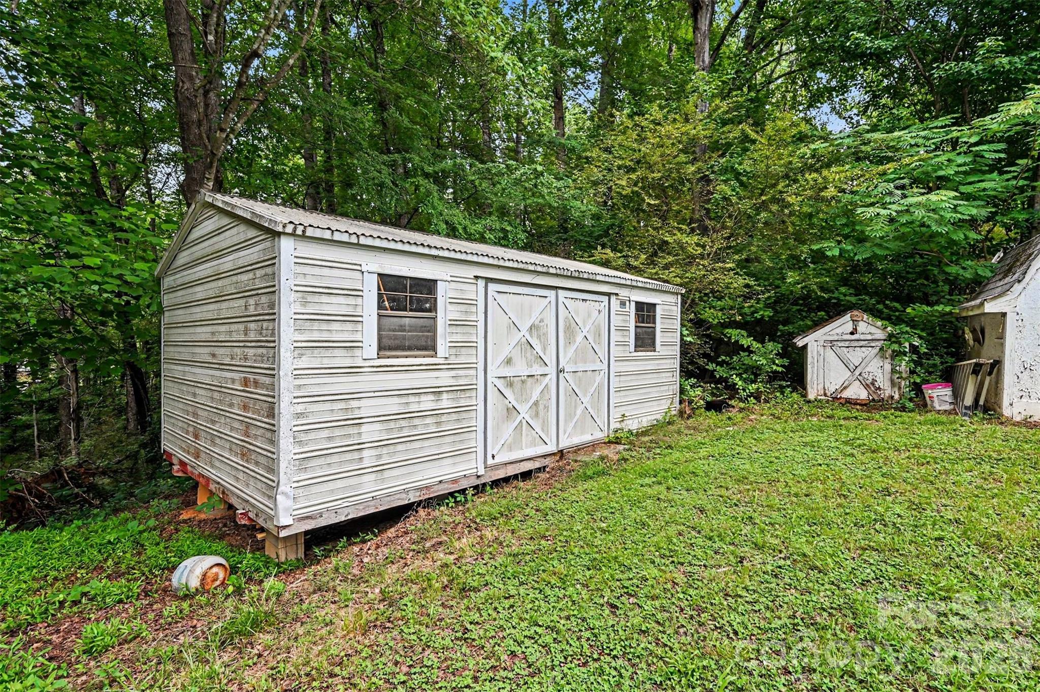 111 Oak Brook Drive — Mooresville