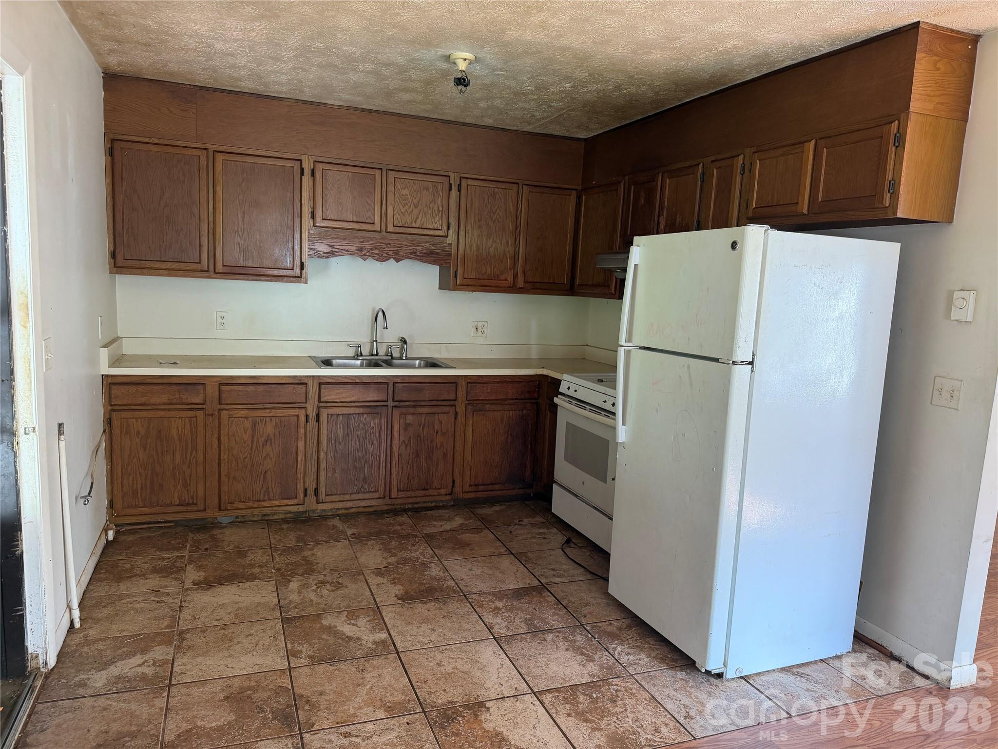 23 Meteor Court — Waynesville