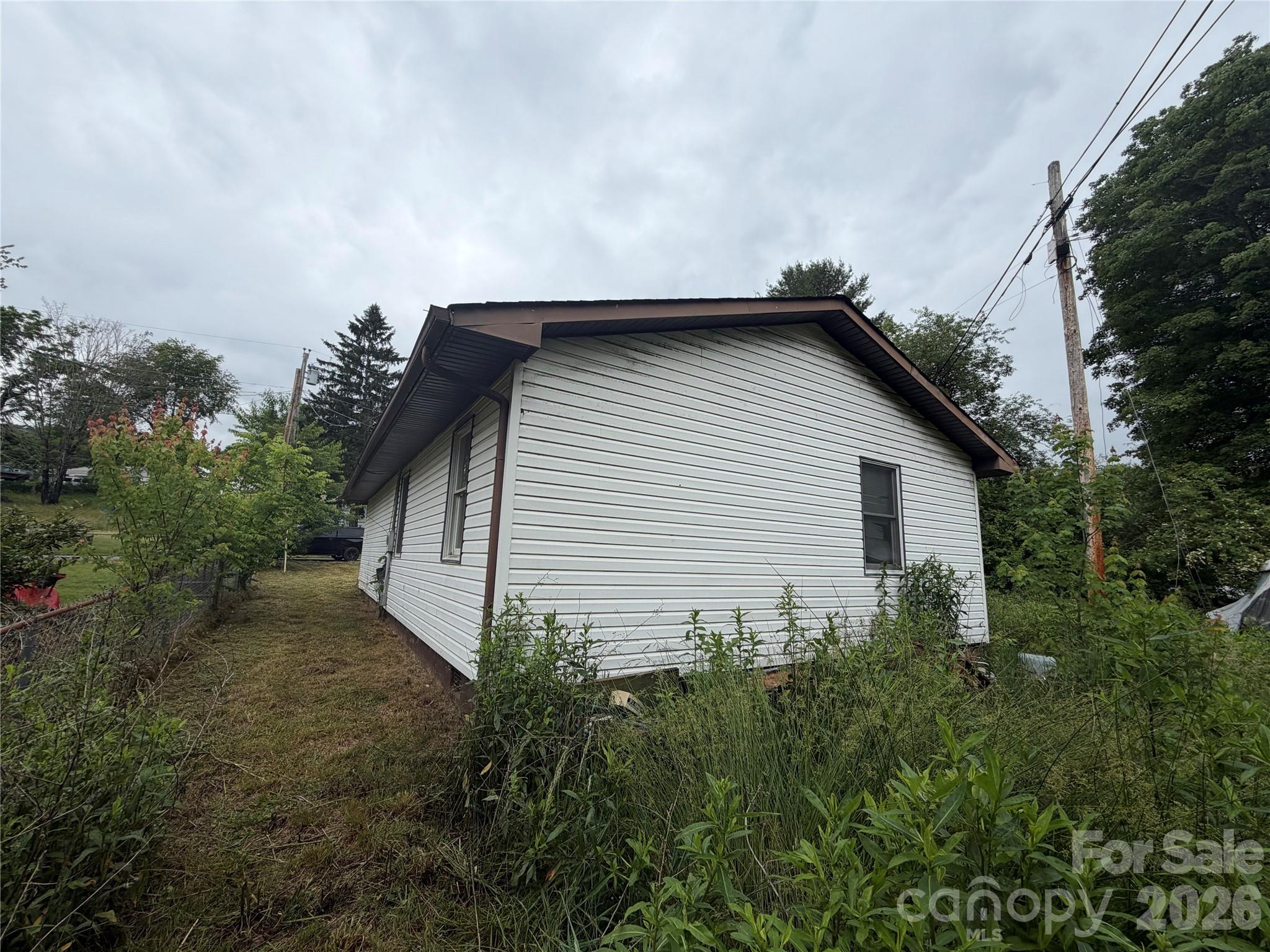 23 Meteor Court — Waynesville