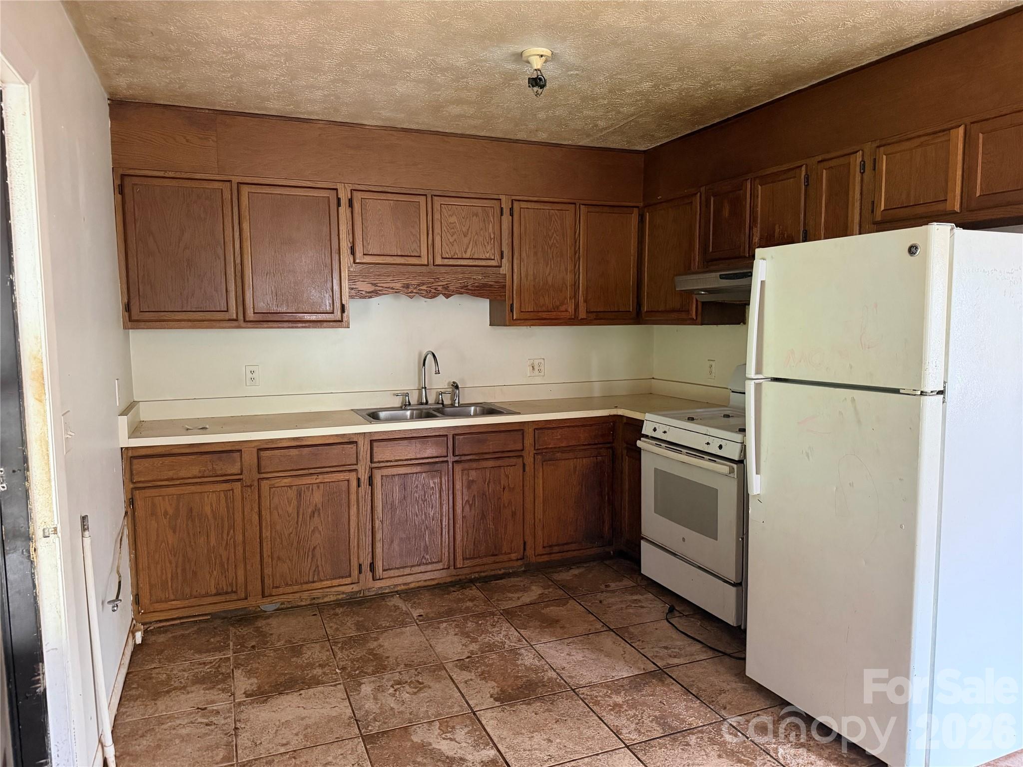 23 Meteor Court — Waynesville