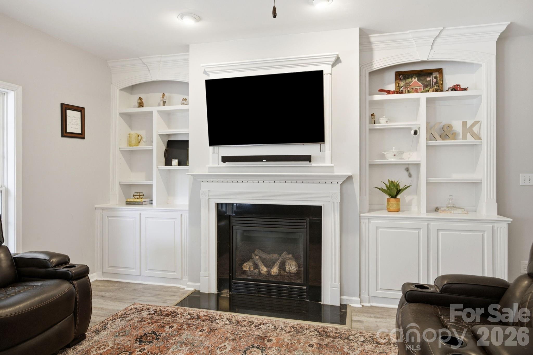 120 Louden Drive — Mooresville
