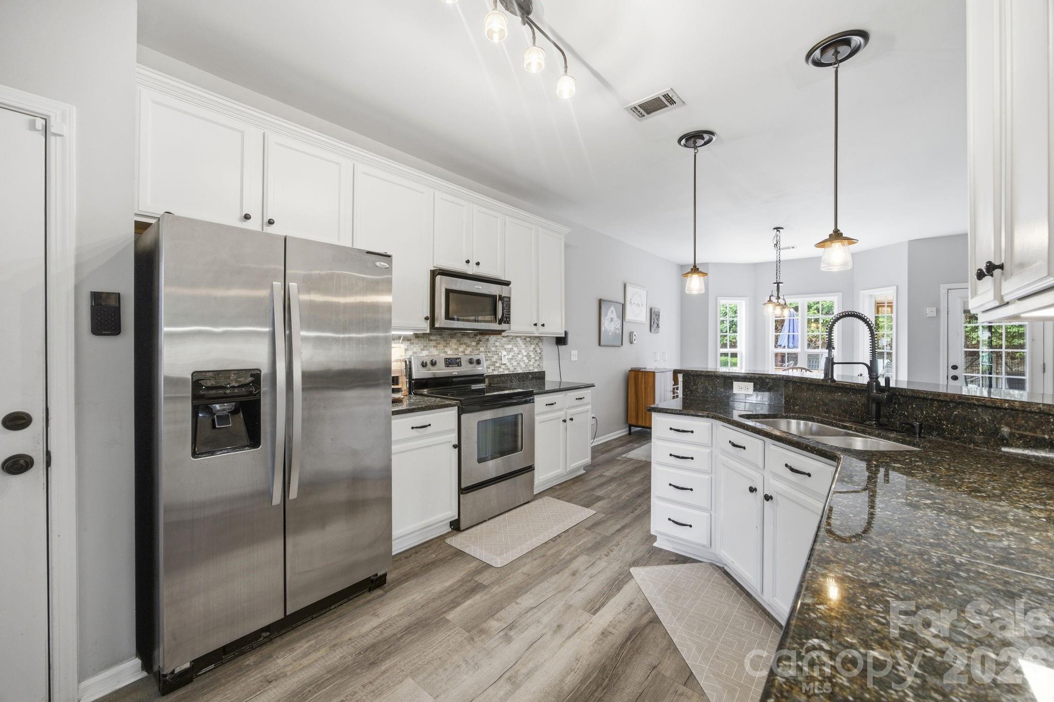 120 Louden Drive — Mooresville
