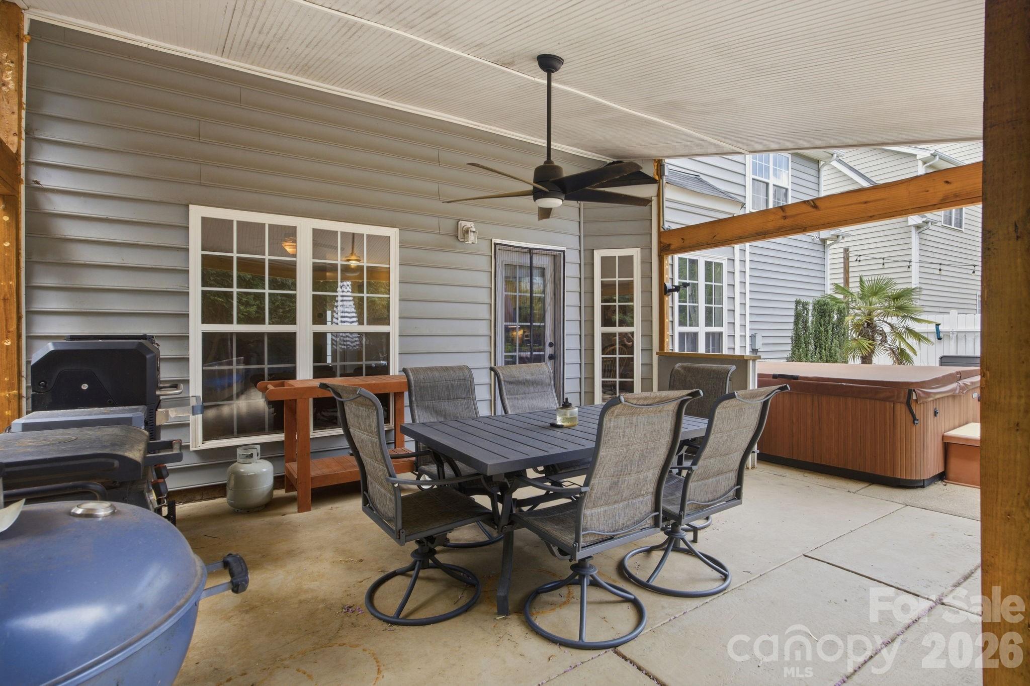 120 Louden Drive — Mooresville