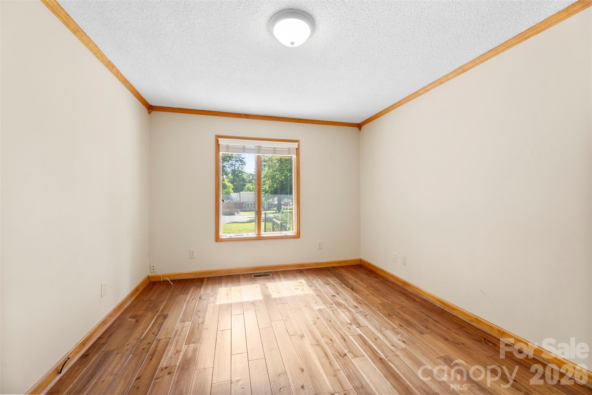 114 Old Mine Road — Mount Holly