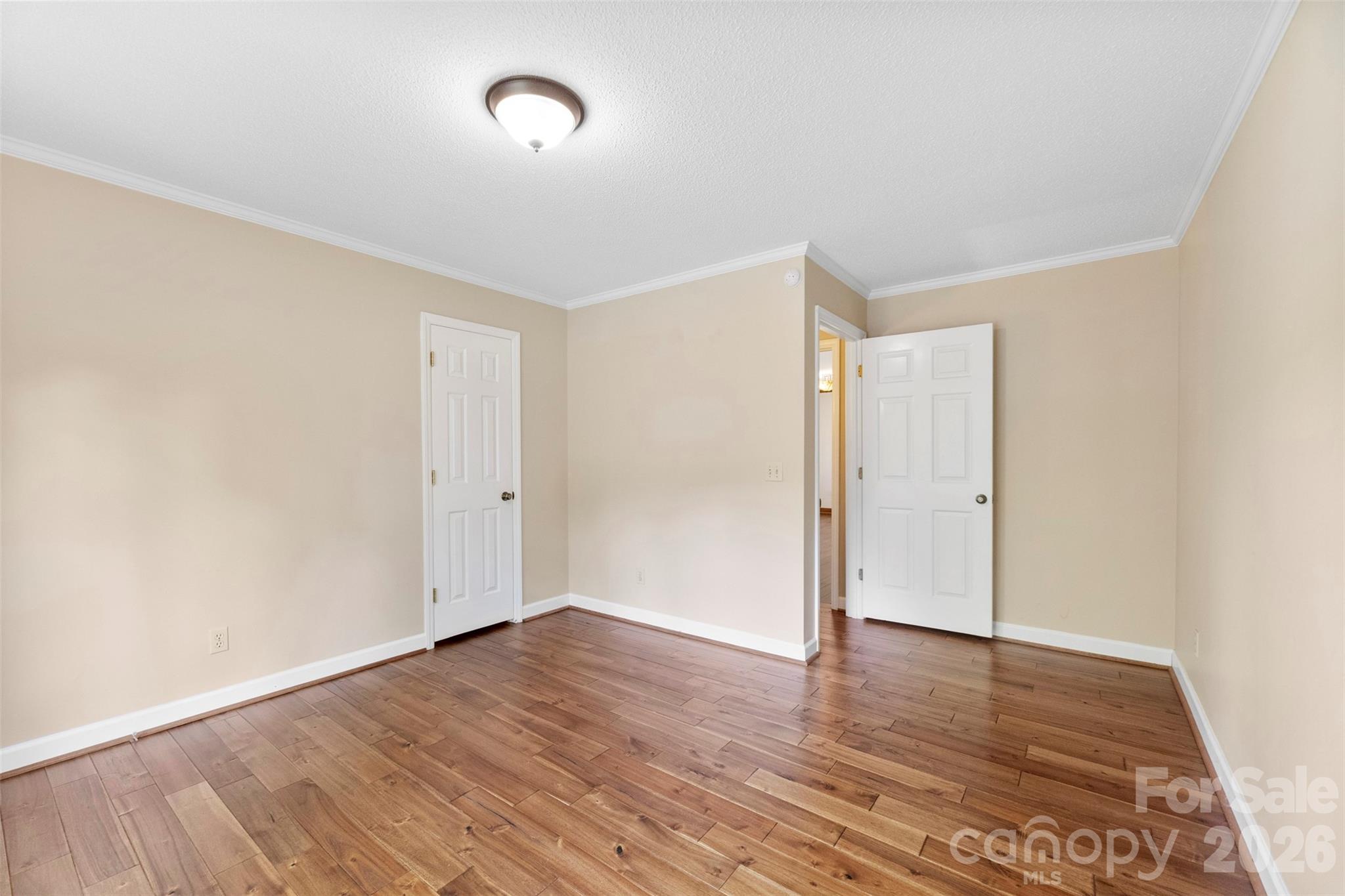 114 Old Mine Road — Mount Holly