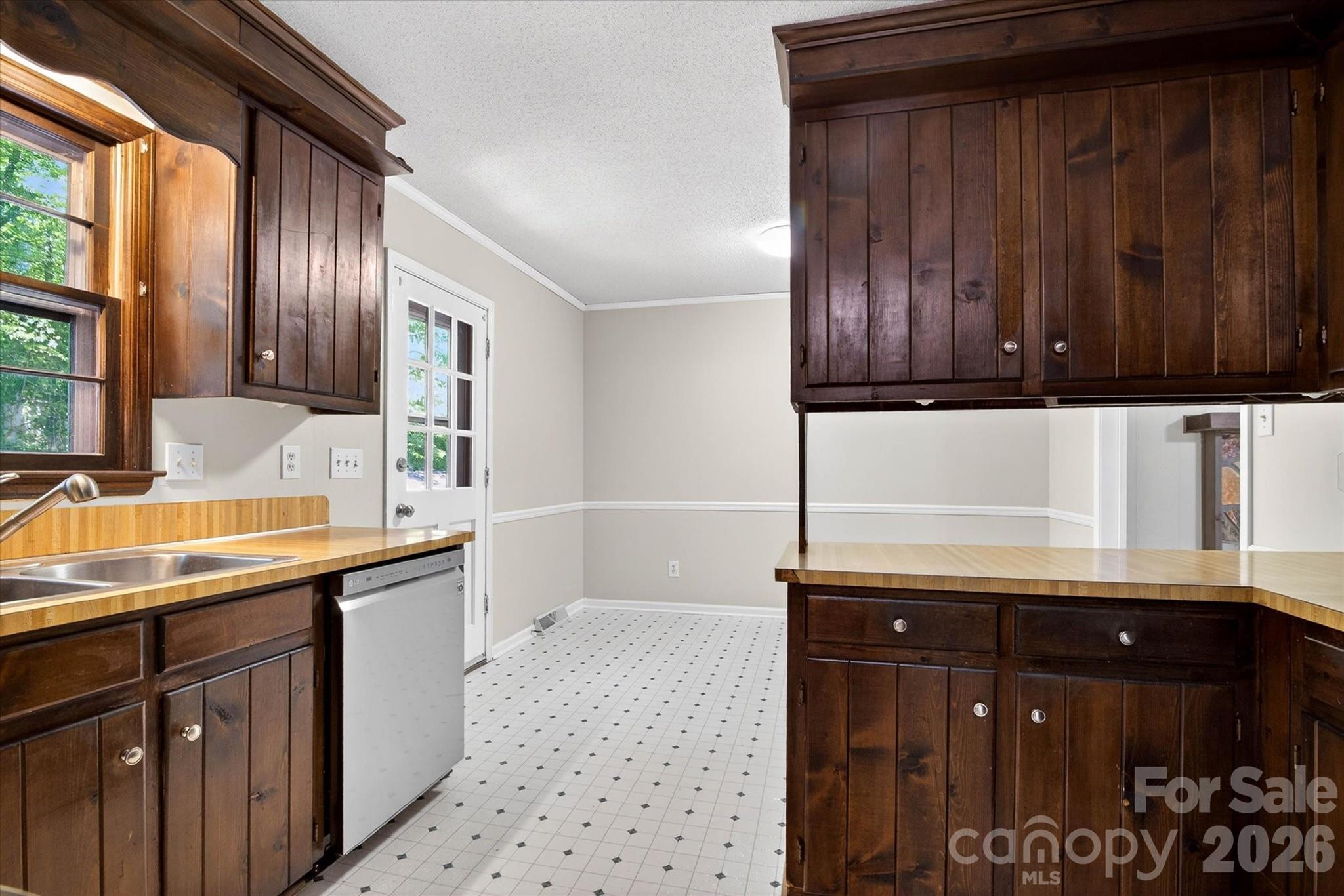 4881 Hickory Nut Court — Rock Hill