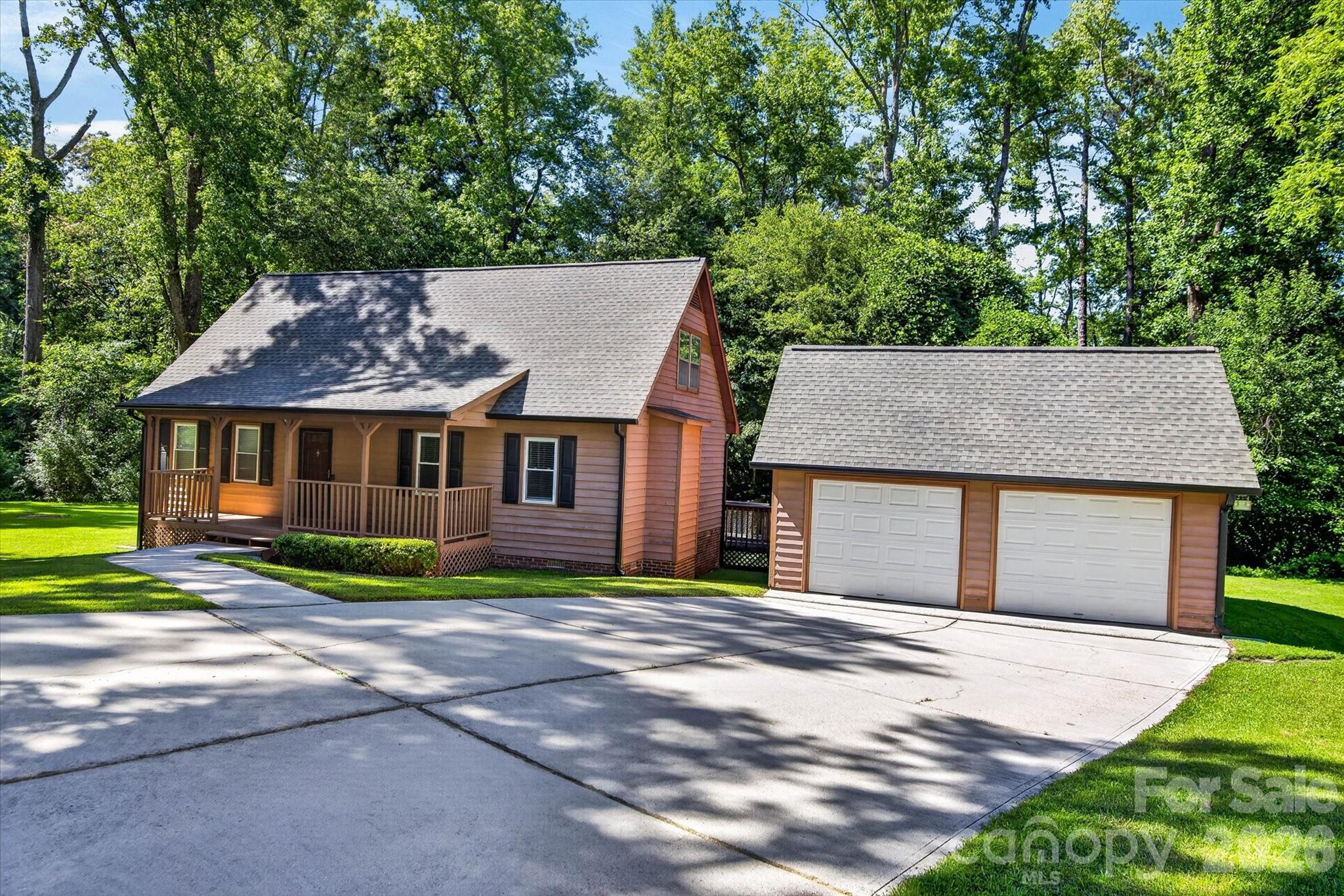 4881 Hickory Nut Court — Rock Hill