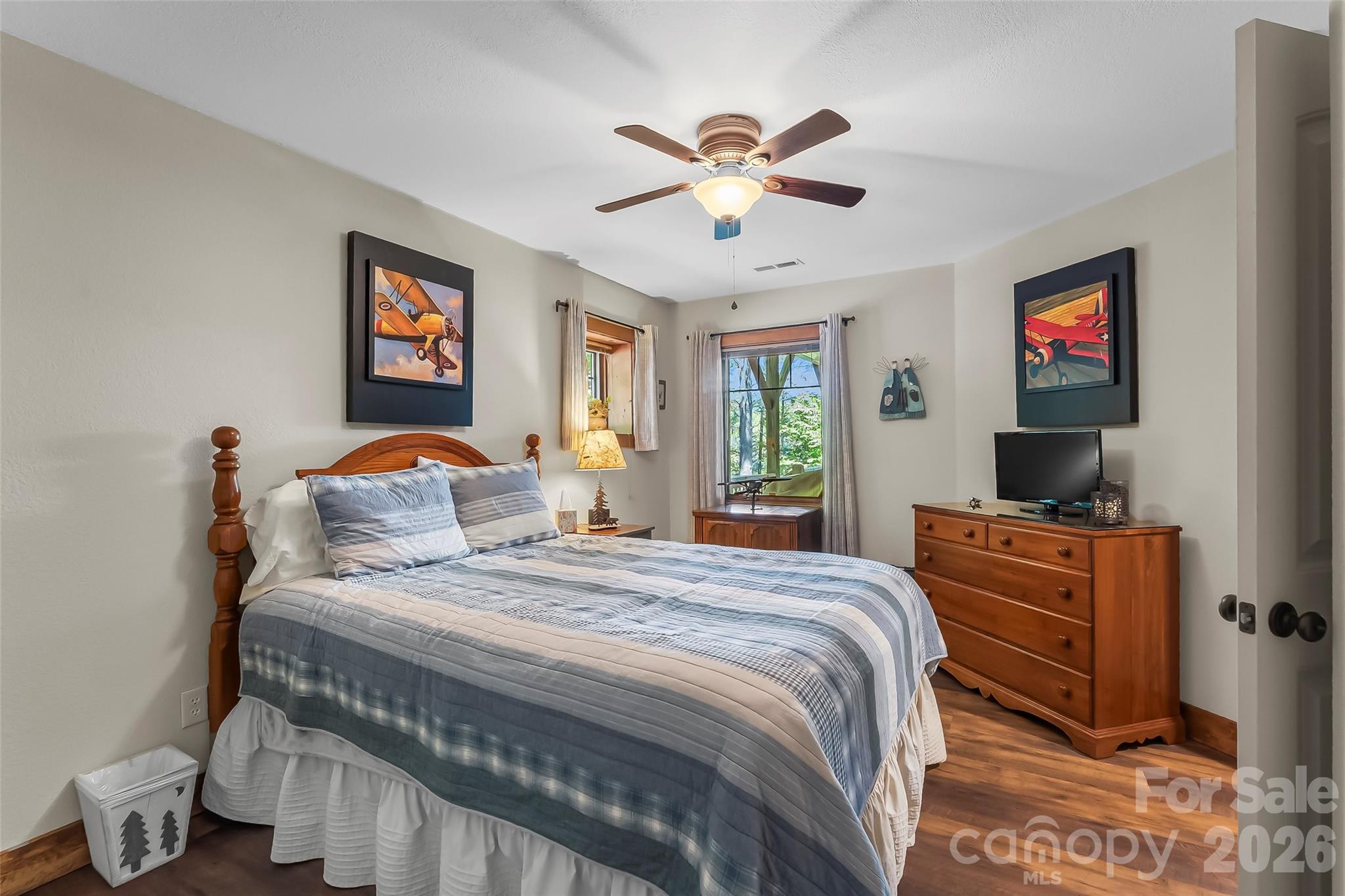 590 Larkhaven Drive — Nebo