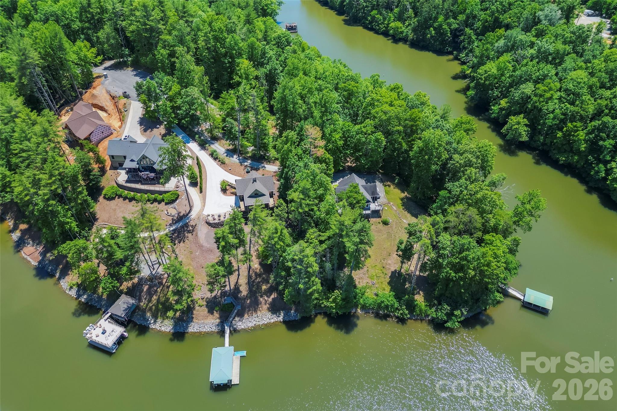 590 Larkhaven Drive — Nebo