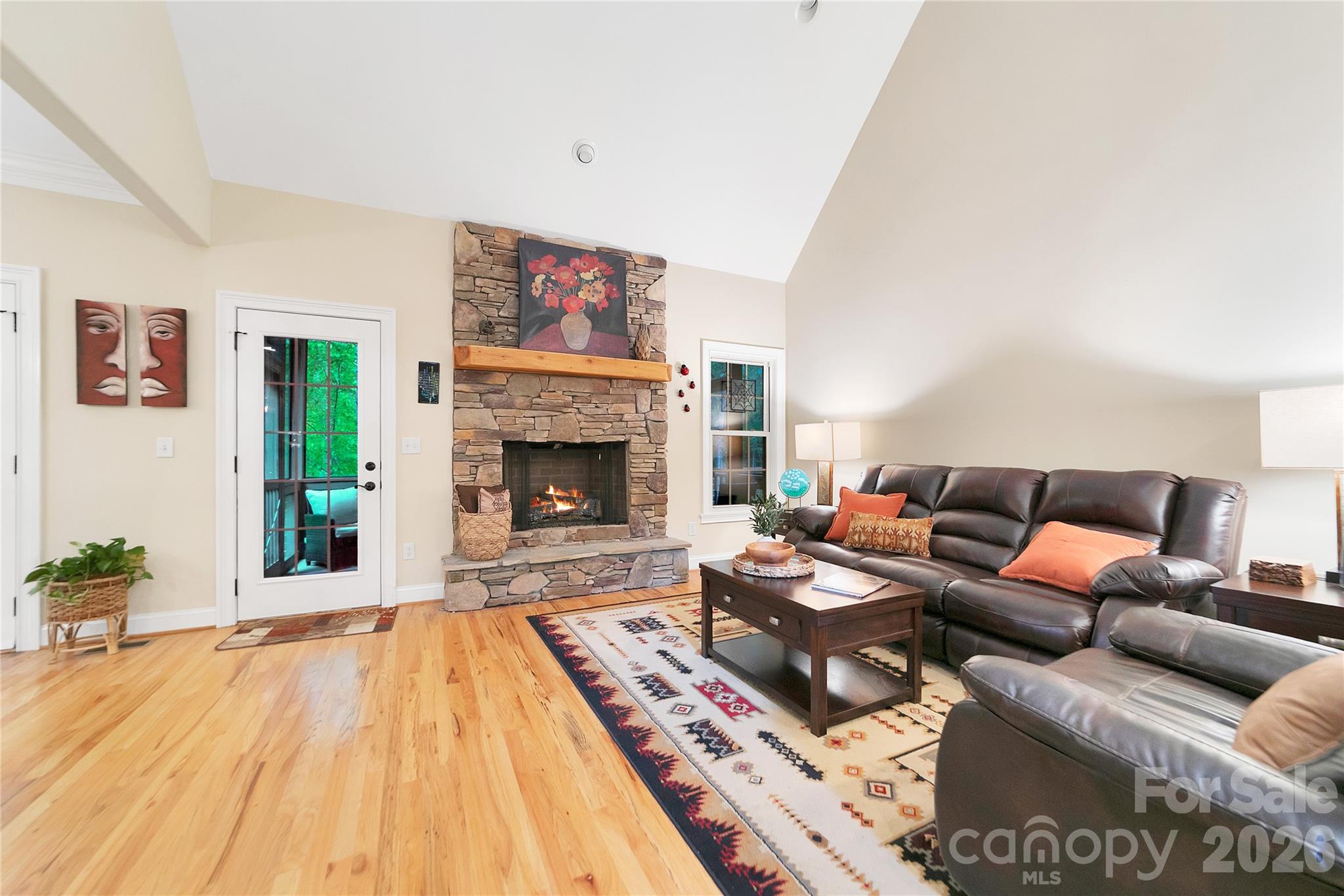 72 Tludatsi Court — Brevard