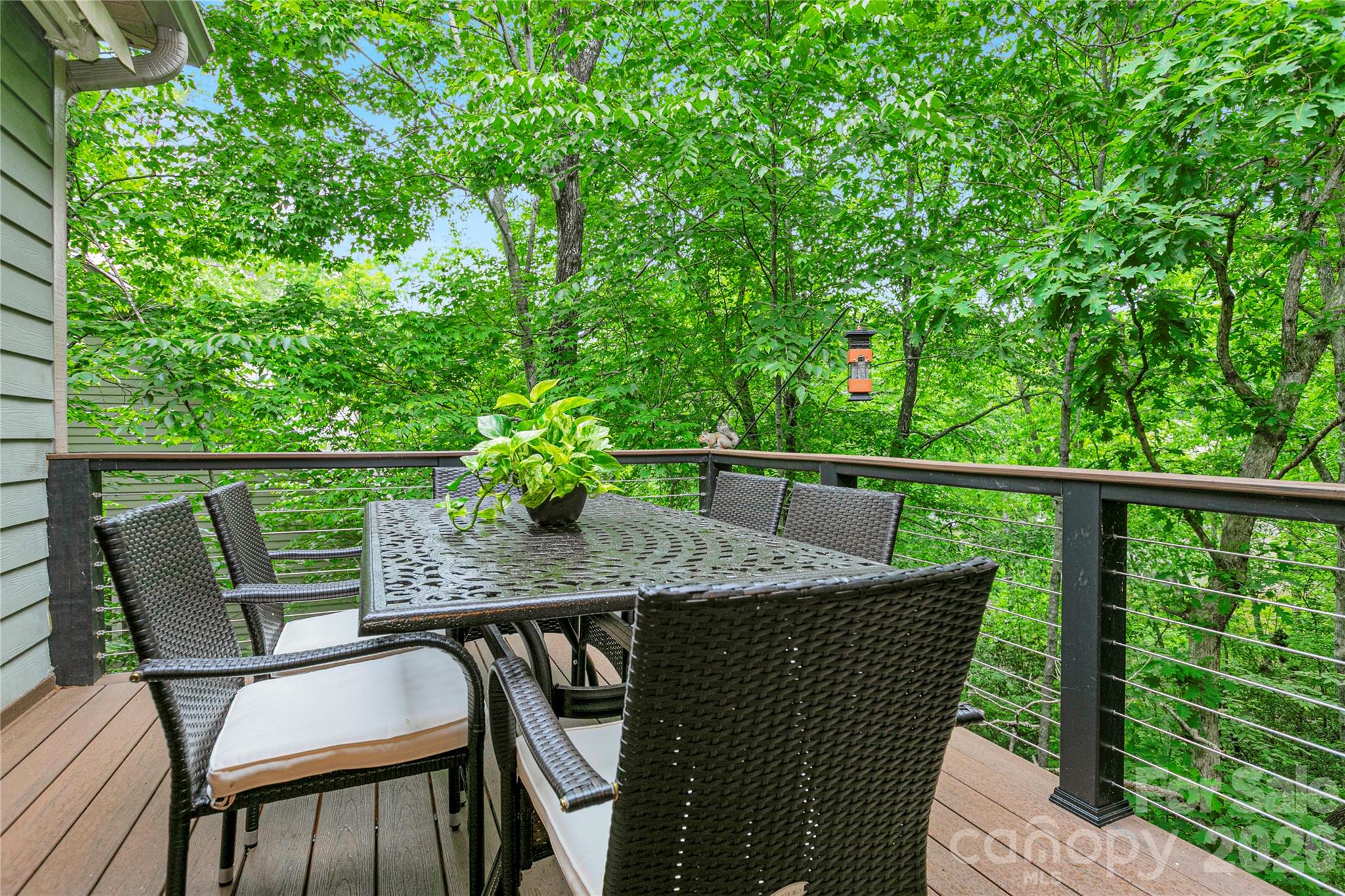 72 Tludatsi Court — Brevard