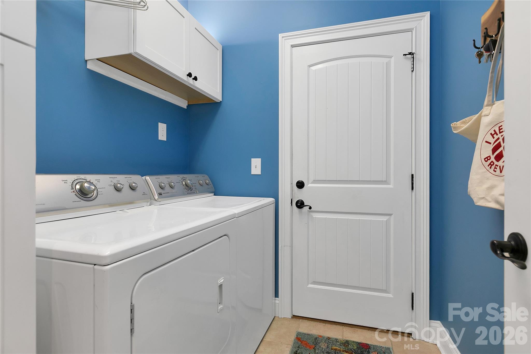 72 Tludatsi Court — Brevard