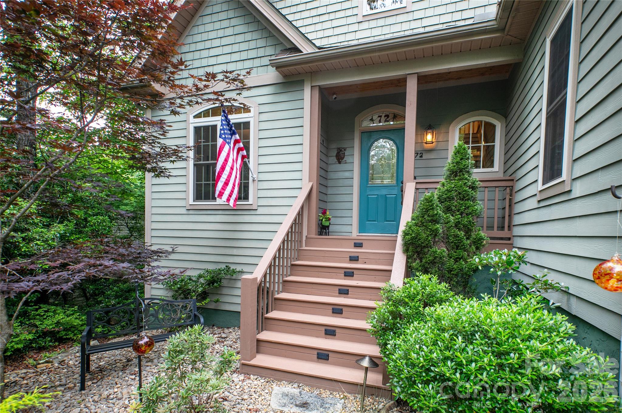 72 Tludatsi Court — Brevard