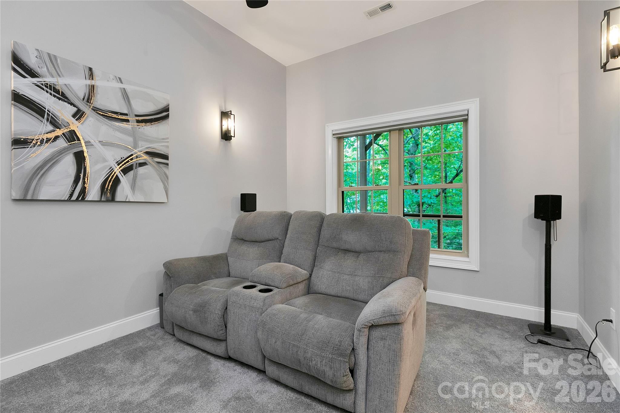 72 Tludatsi Court — Brevard