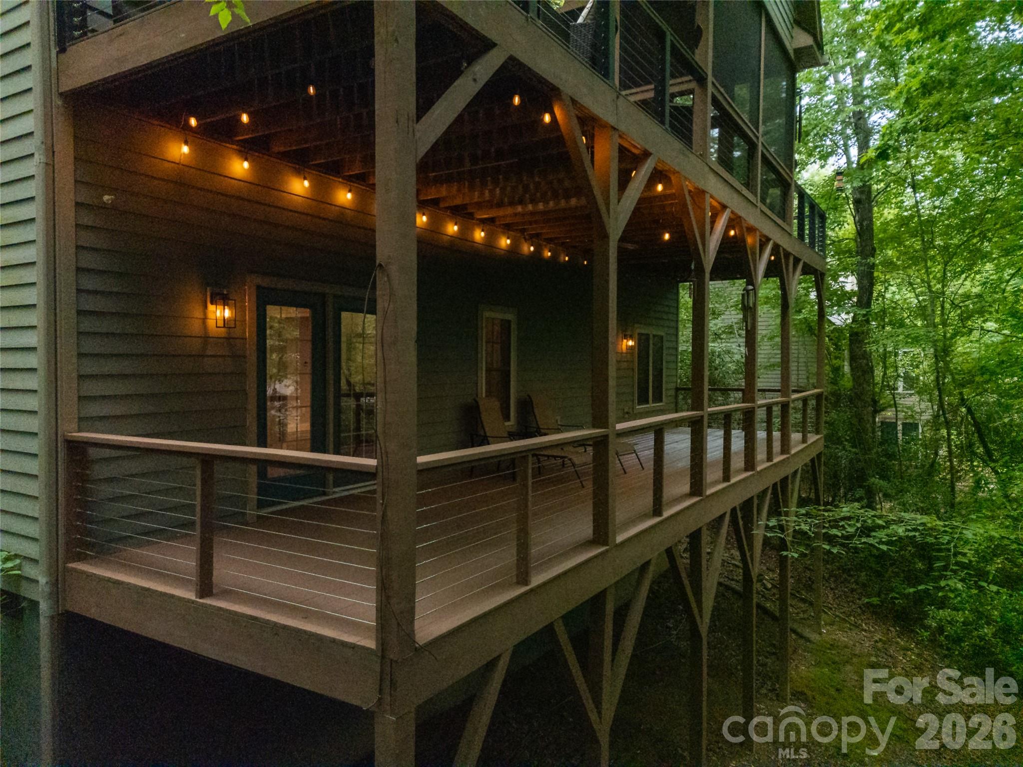 72 Tludatsi Court — Brevard