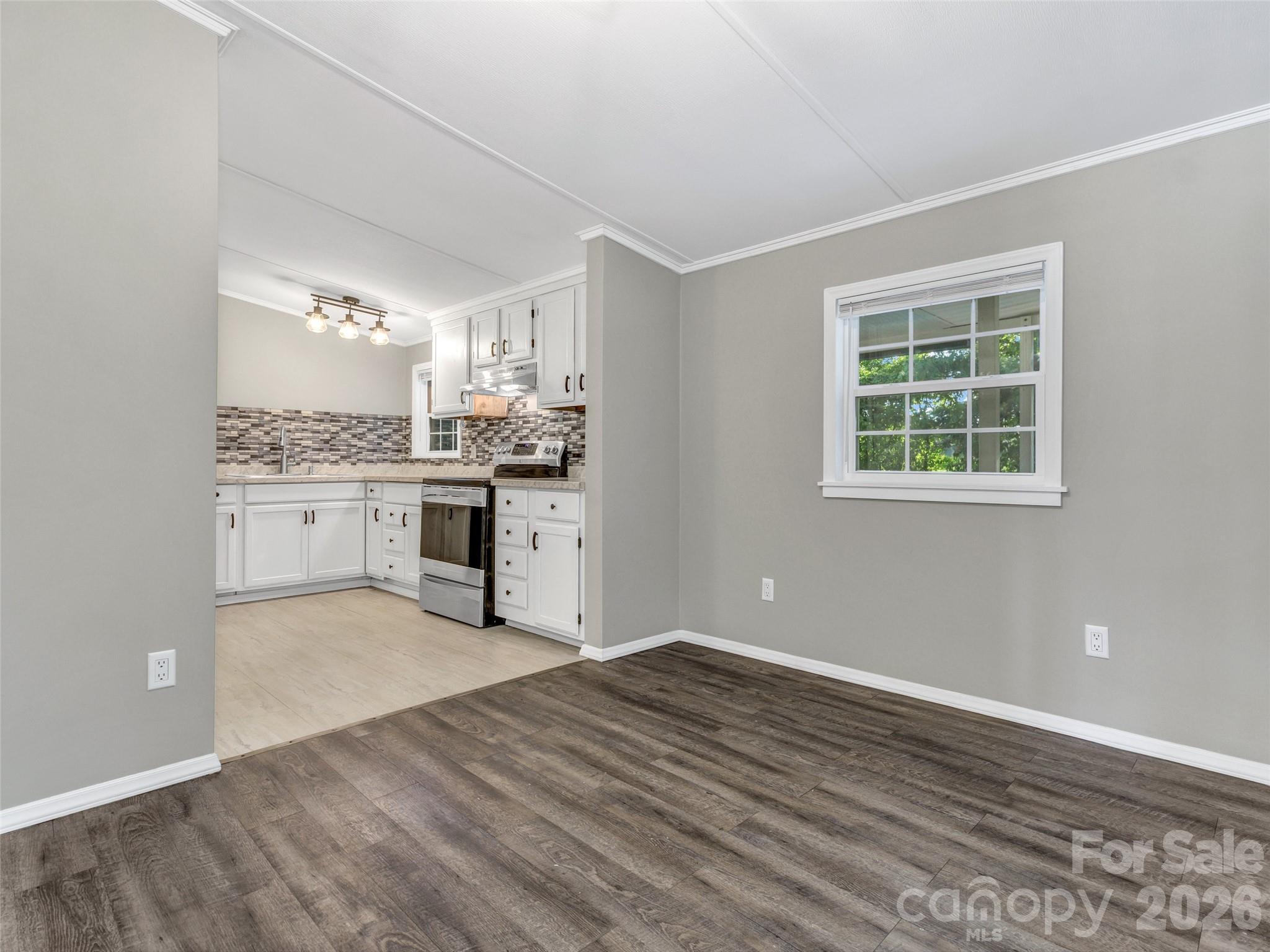 133 Kristey Lane — Hendersonville