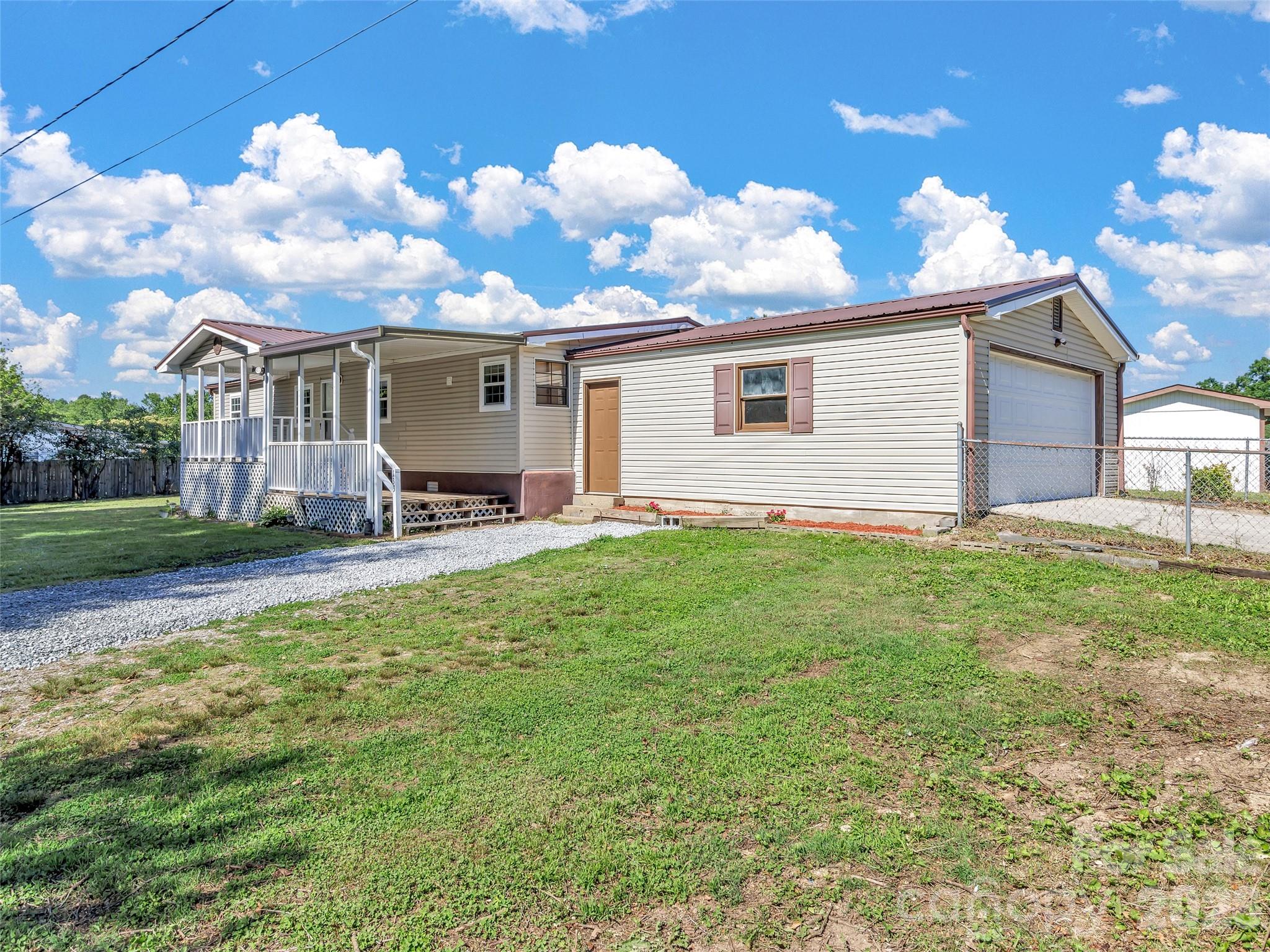 133 Kristey Lane — Hendersonville