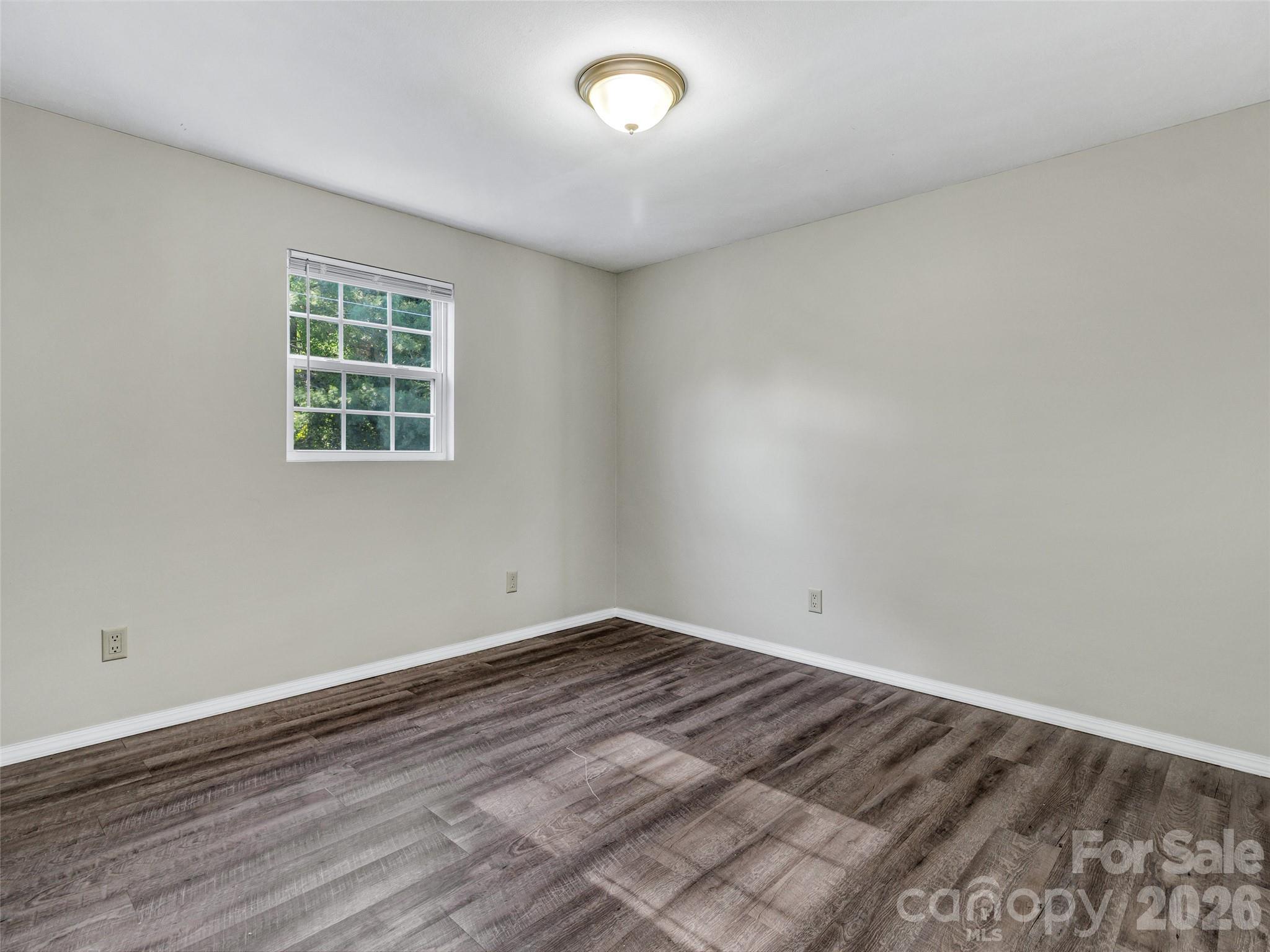 133 Kristey Lane — Hendersonville