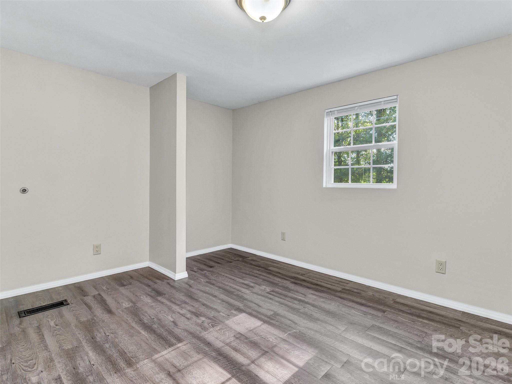 133 Kristey Lane — Hendersonville