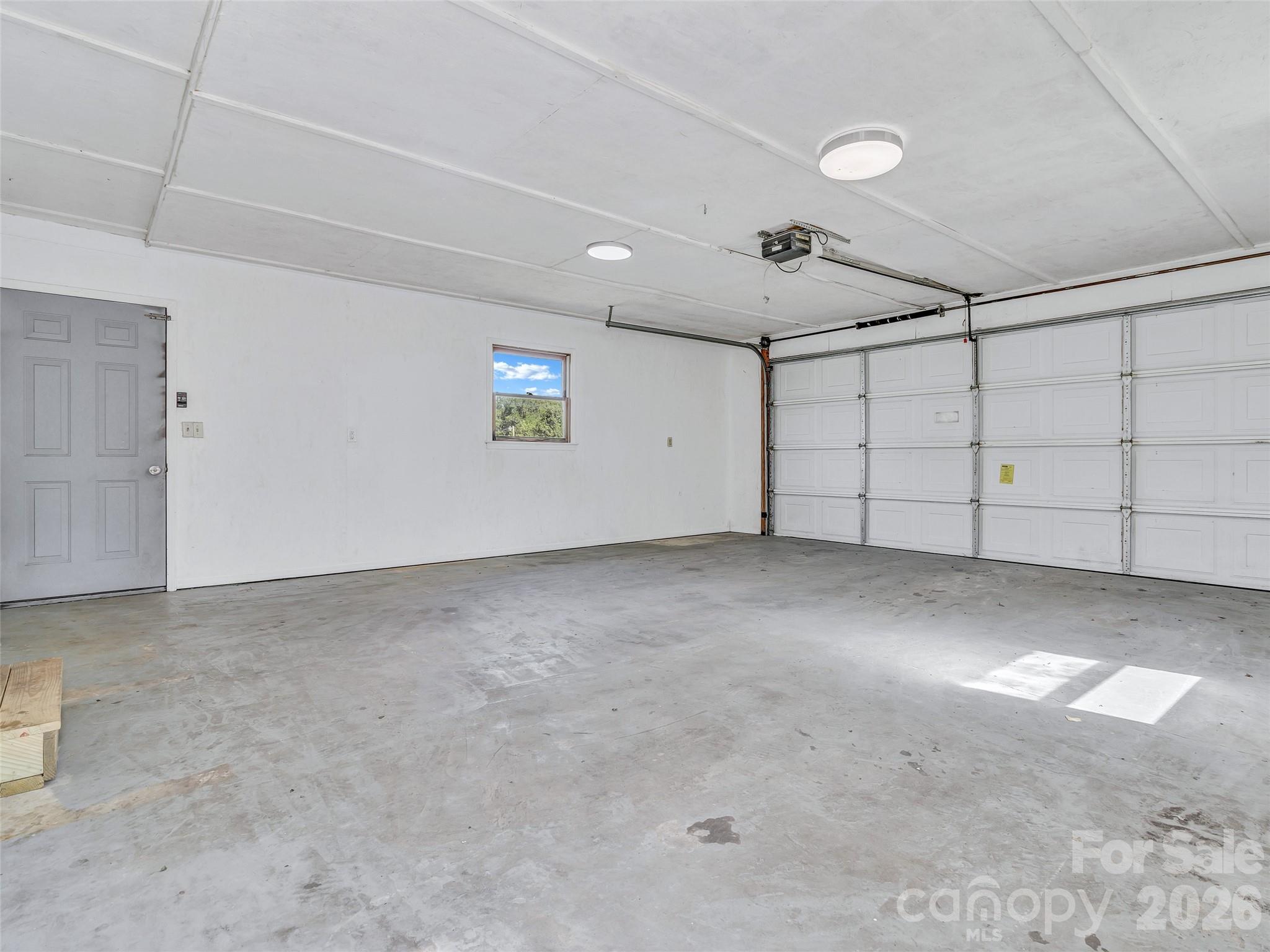 133 Kristey Lane — Hendersonville