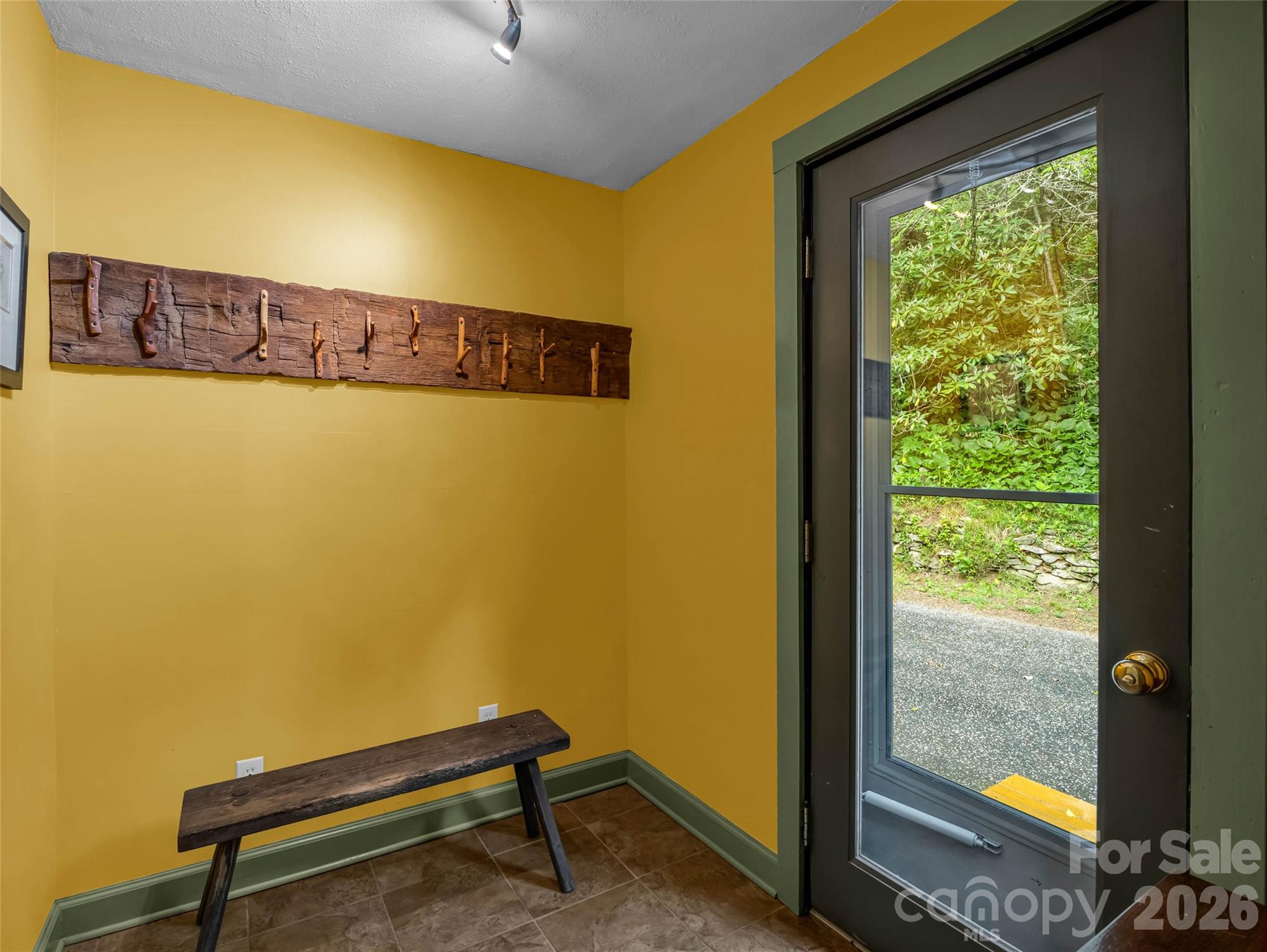 2212 Green River Road — Zirconia