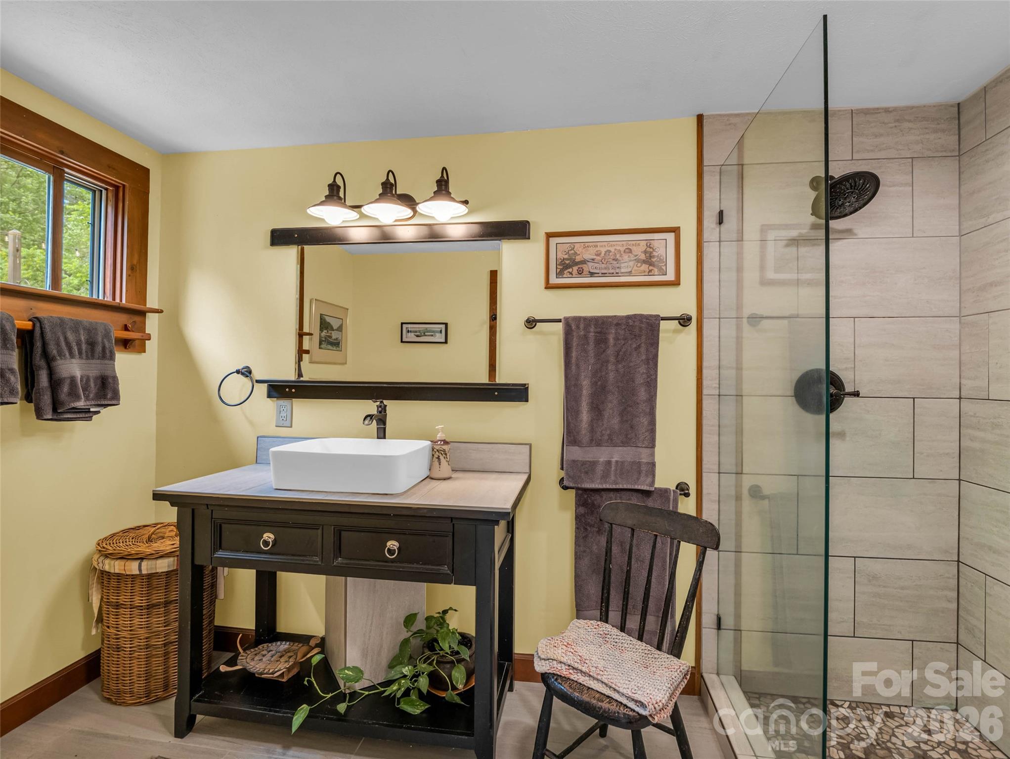 2212 Green River Road — Zirconia