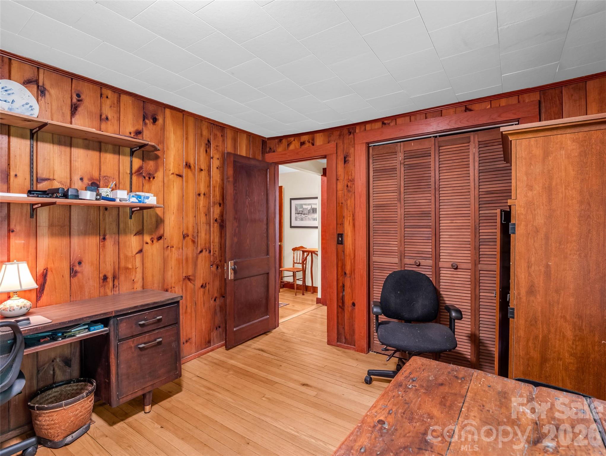 2212 Green River Road — Zirconia