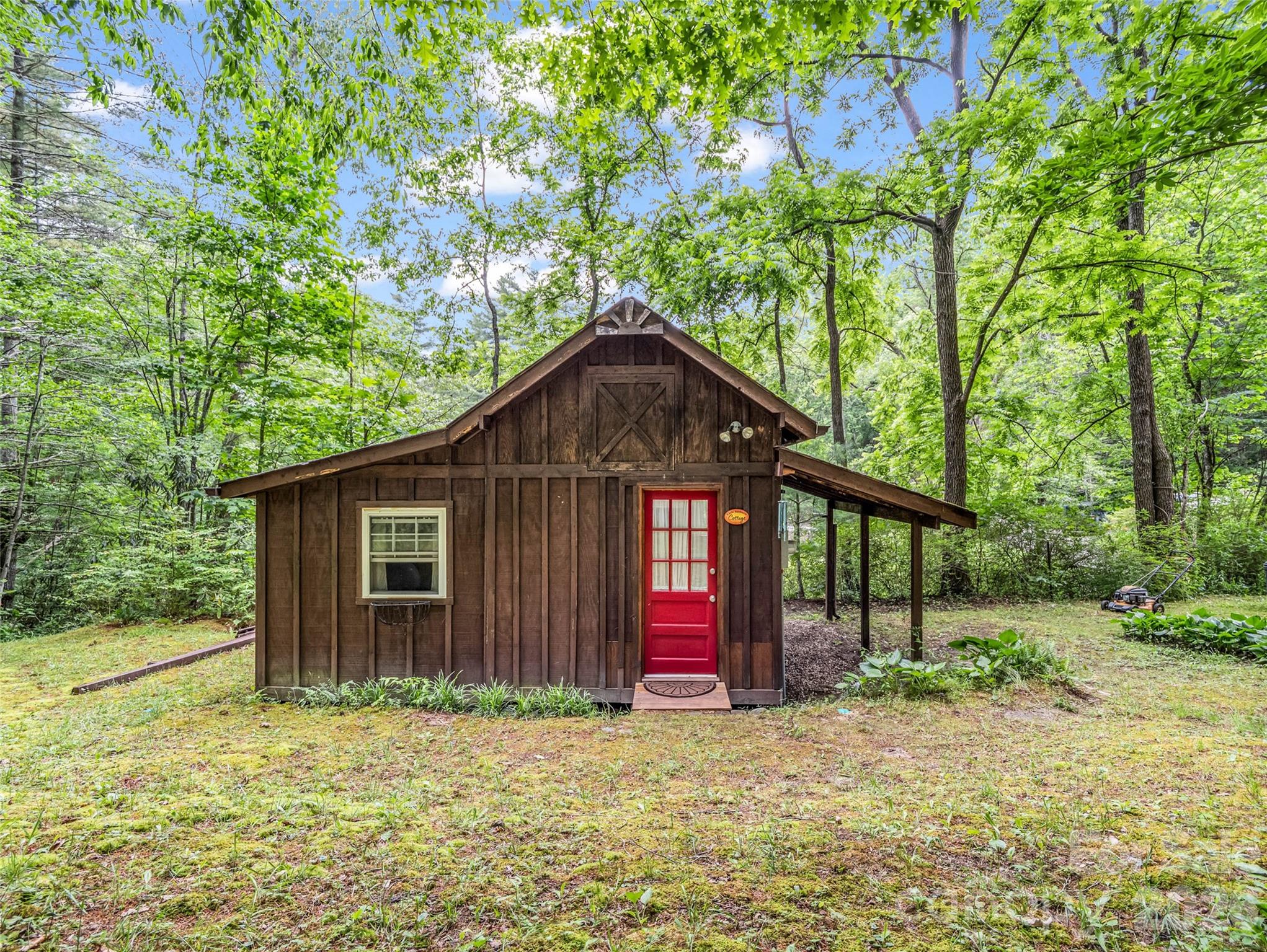 2212 Green River Road — Zirconia