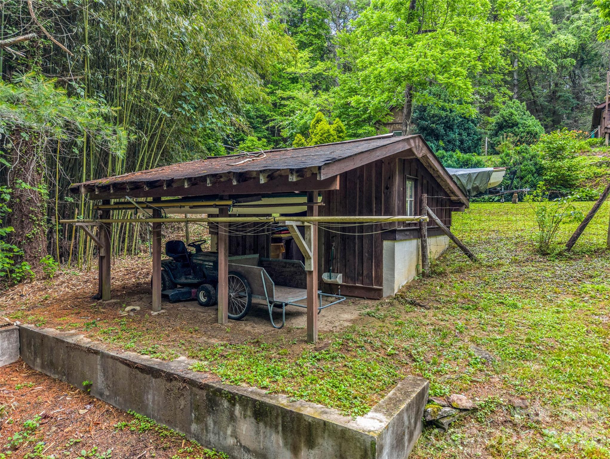 2212 Green River Road — Zirconia