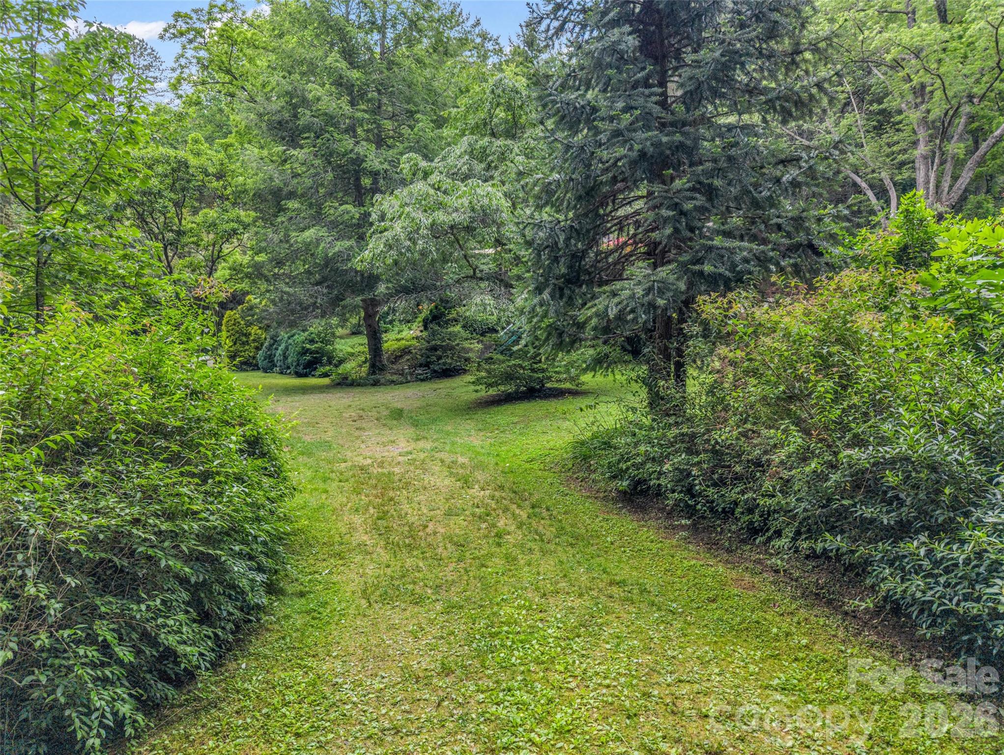 2212 Green River Road — Zirconia