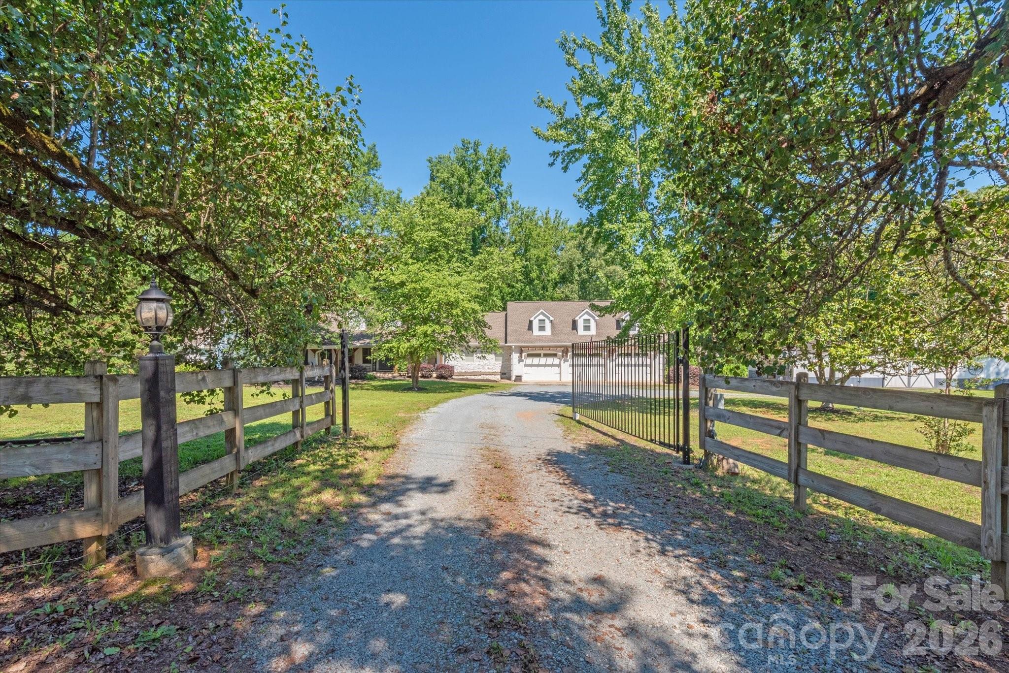 8522 Tirzah Church Road — Waxhaw