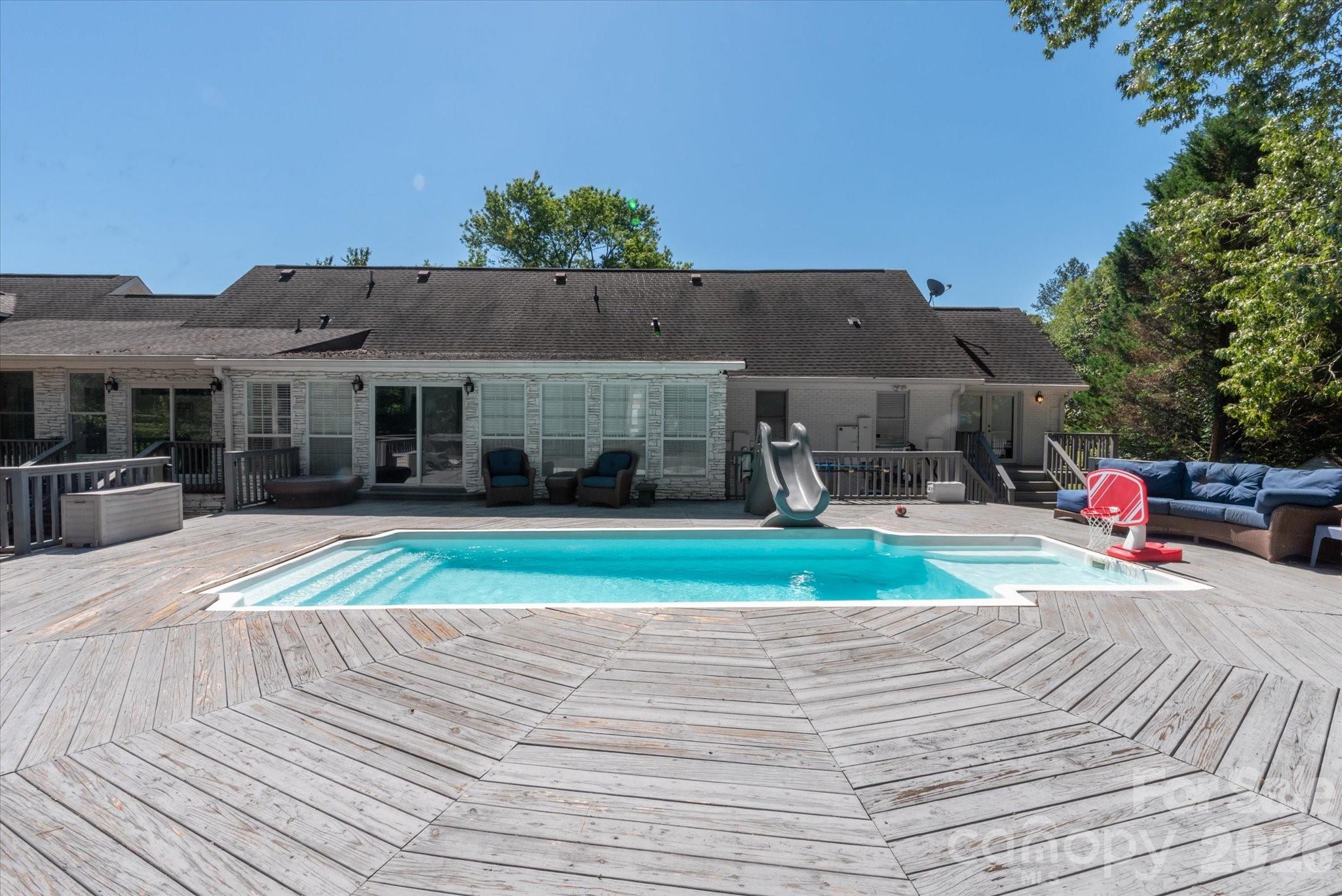 8522 Tirzah Church Road — Waxhaw