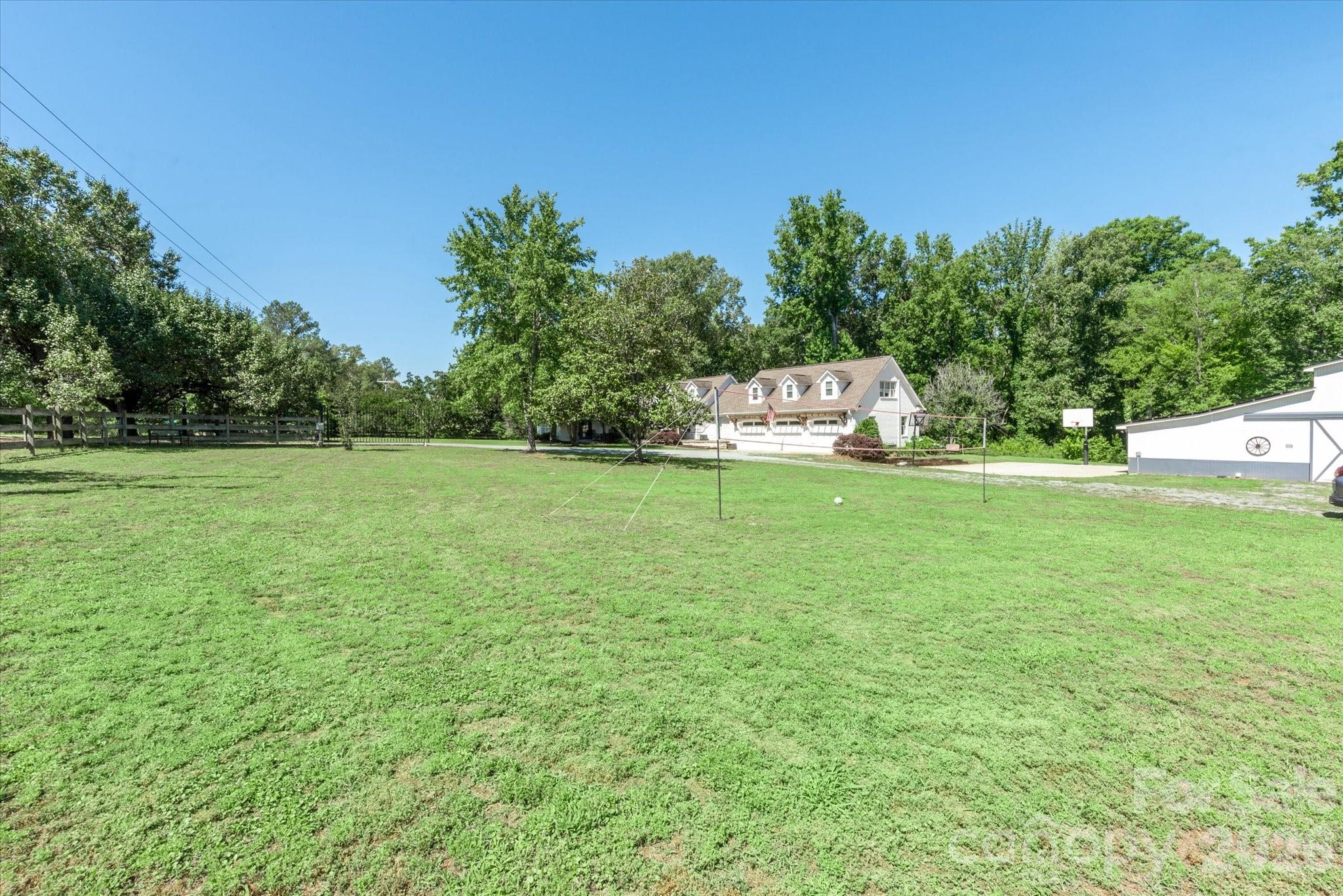 8522 Tirzah Church Road — Waxhaw