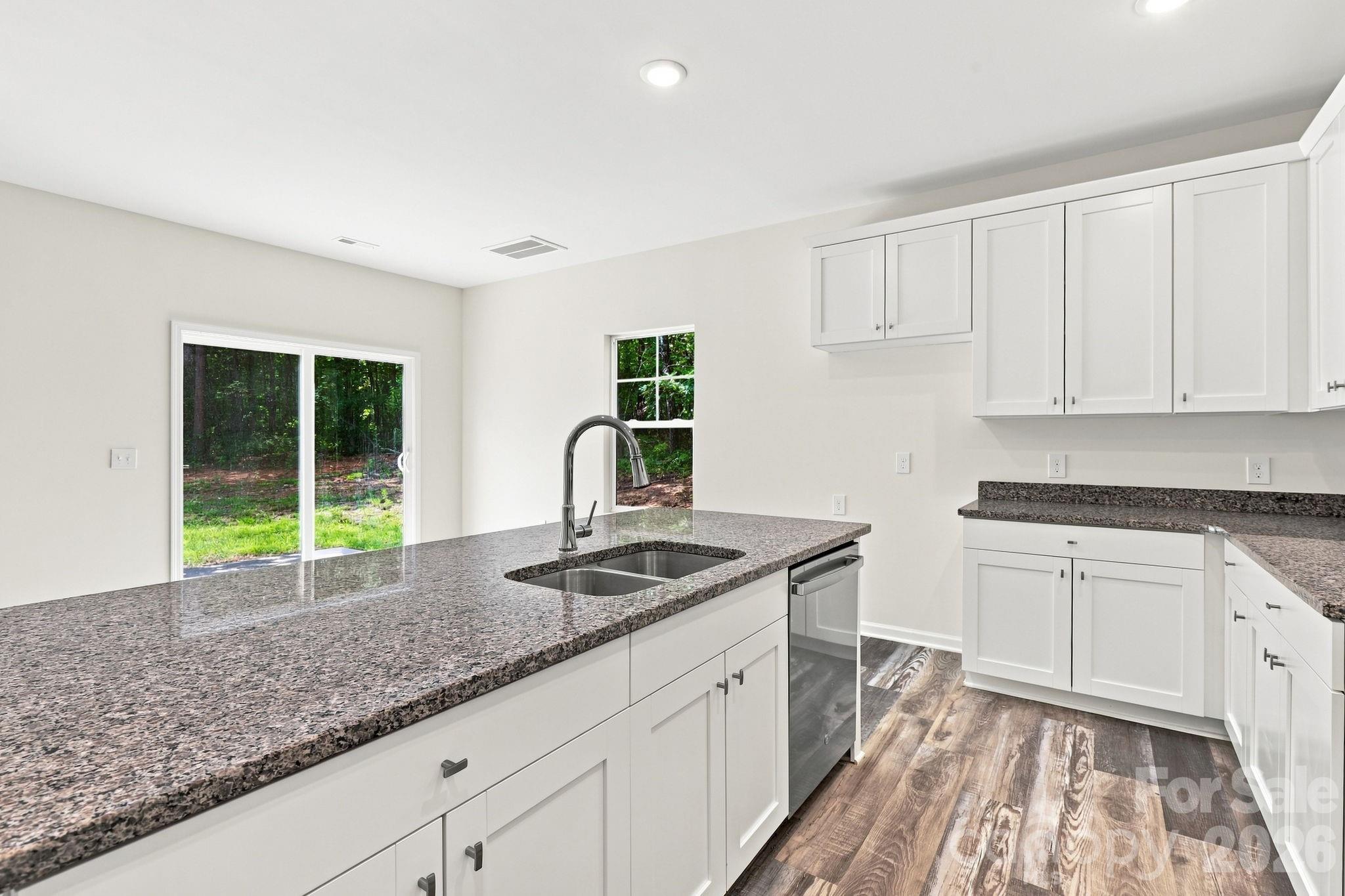 837 Old Mountain Road — Statesville