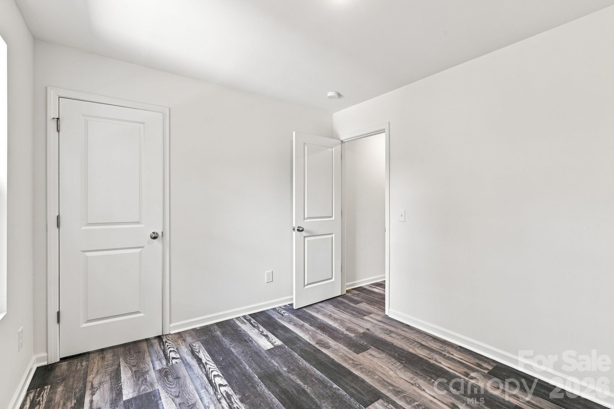 837 Old Mountain Road — Statesville