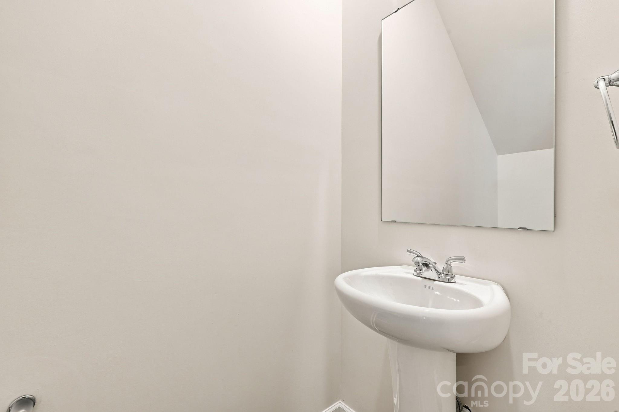 837 Old Mountain Road — Statesville