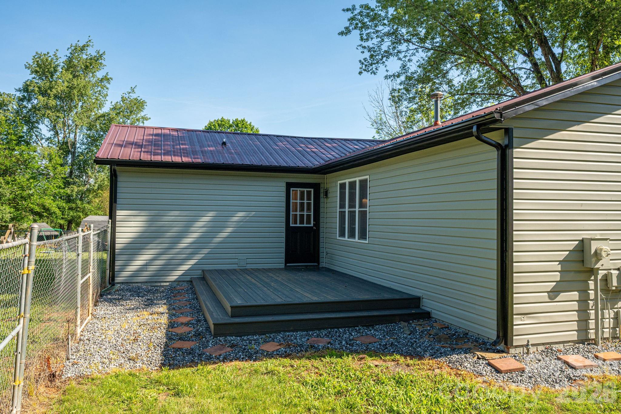 412 Forest Drive — Maiden