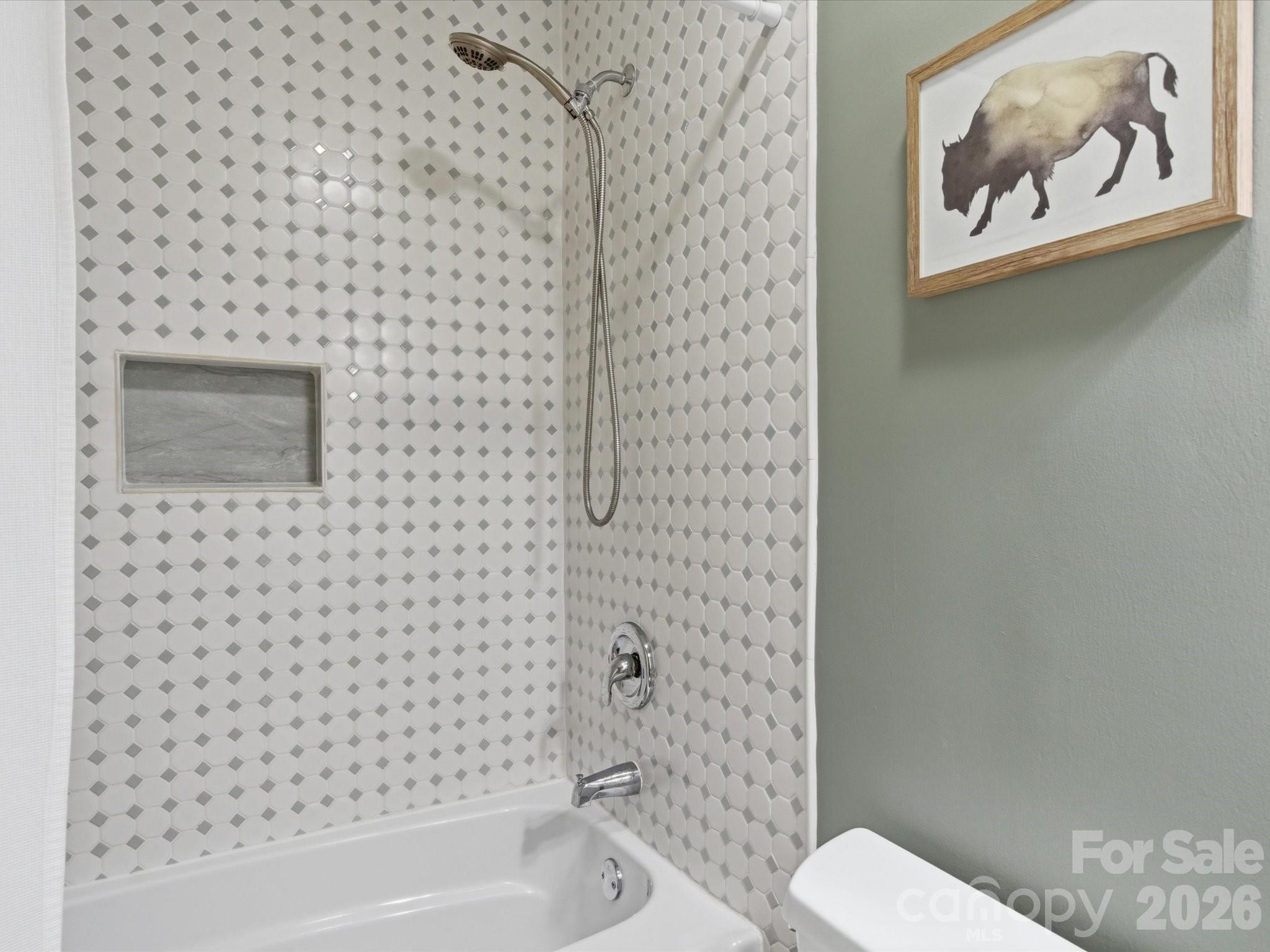 2509 Jaywick Lane — Matthews
