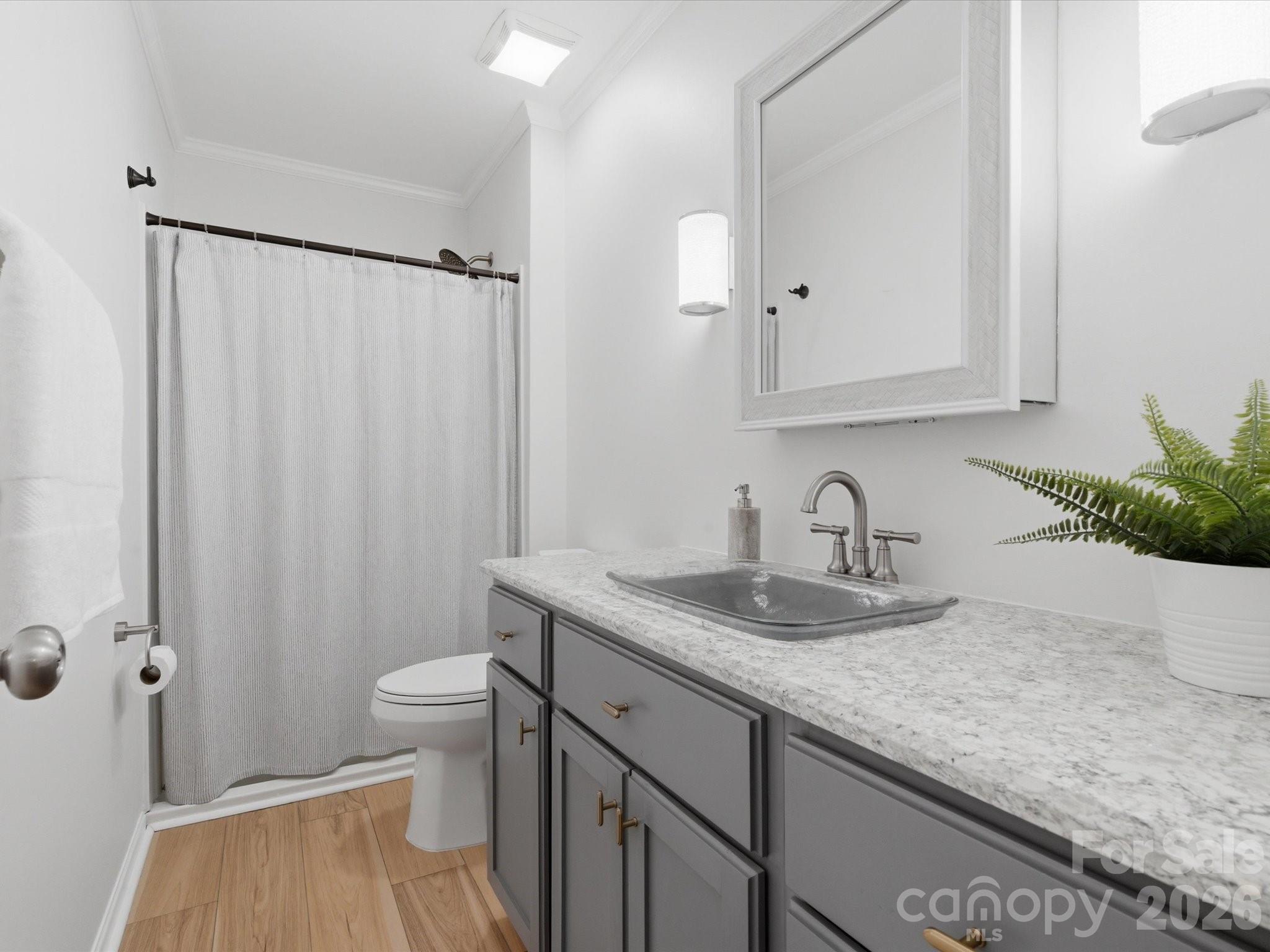 2509 Jaywick Lane — Matthews