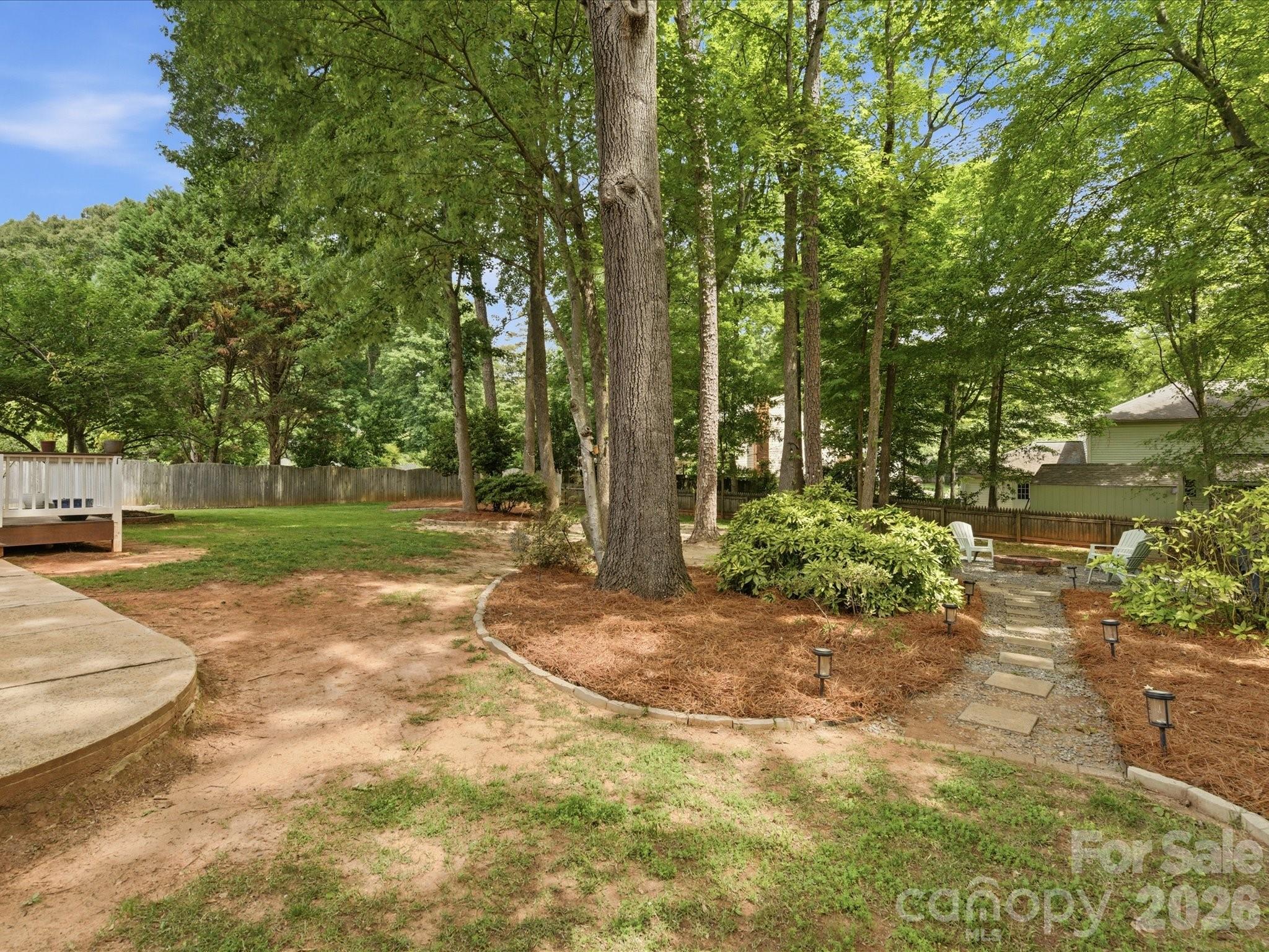 2509 Jaywick Lane — Matthews