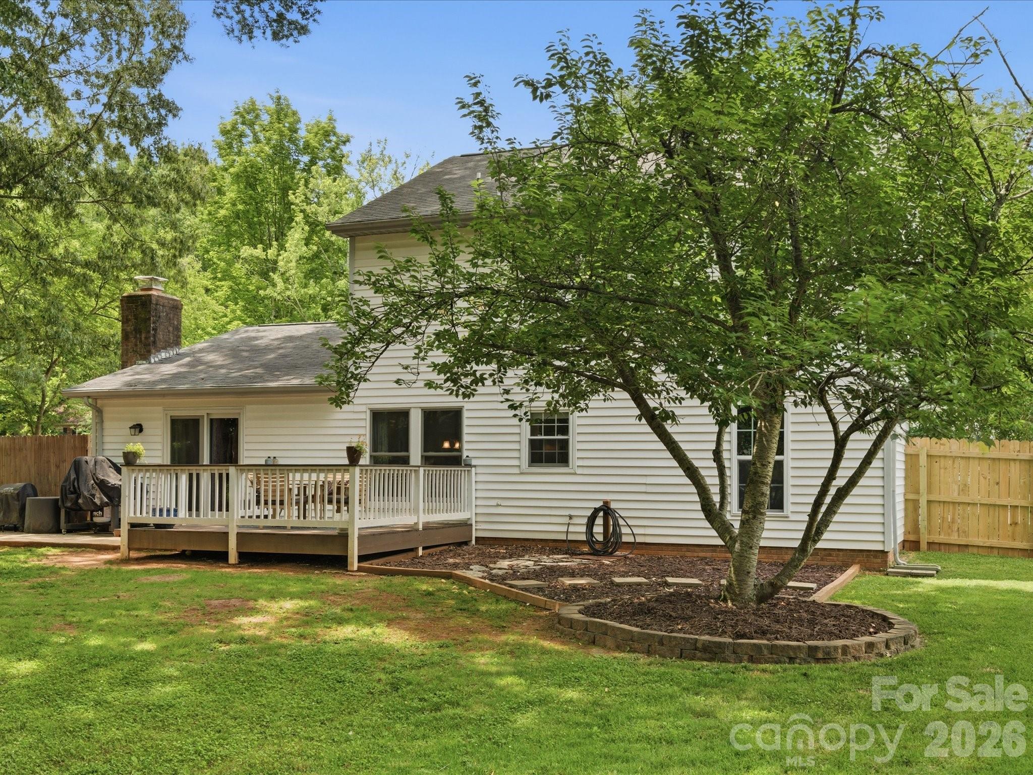 2509 Jaywick Lane — Matthews