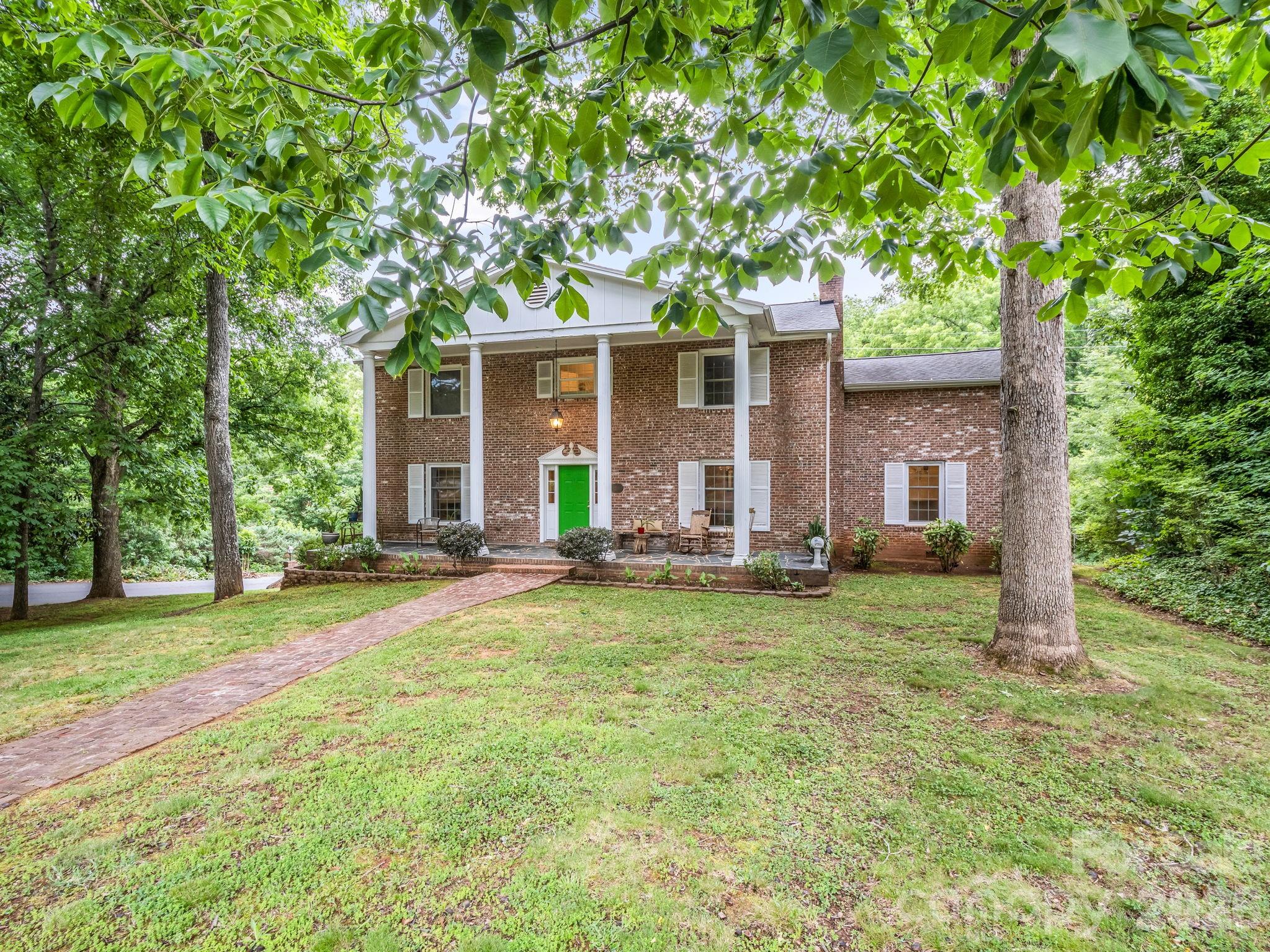 224 Windsor Drive — Shelby