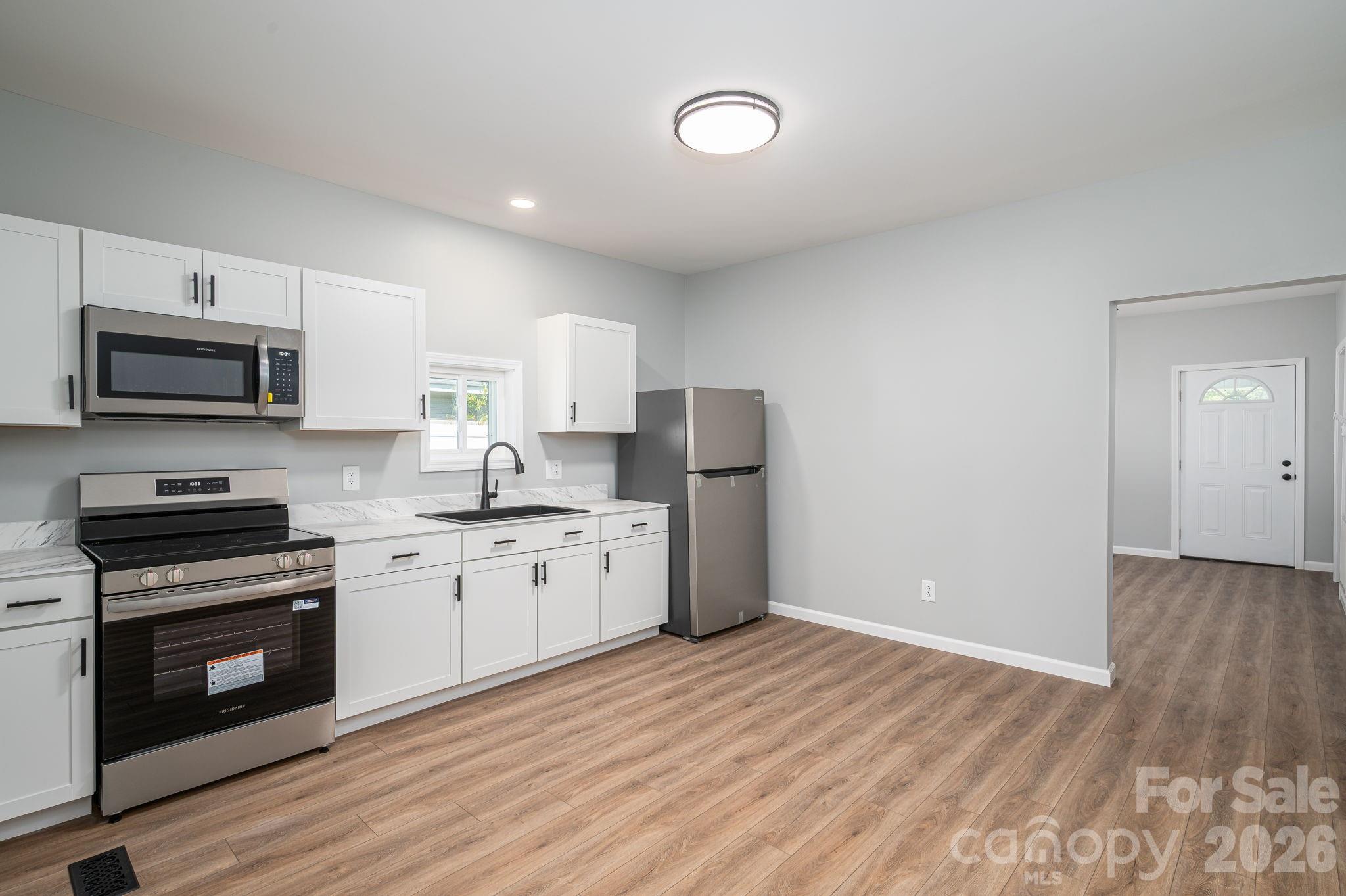 733 S Grove Street Extension — Lincolnton