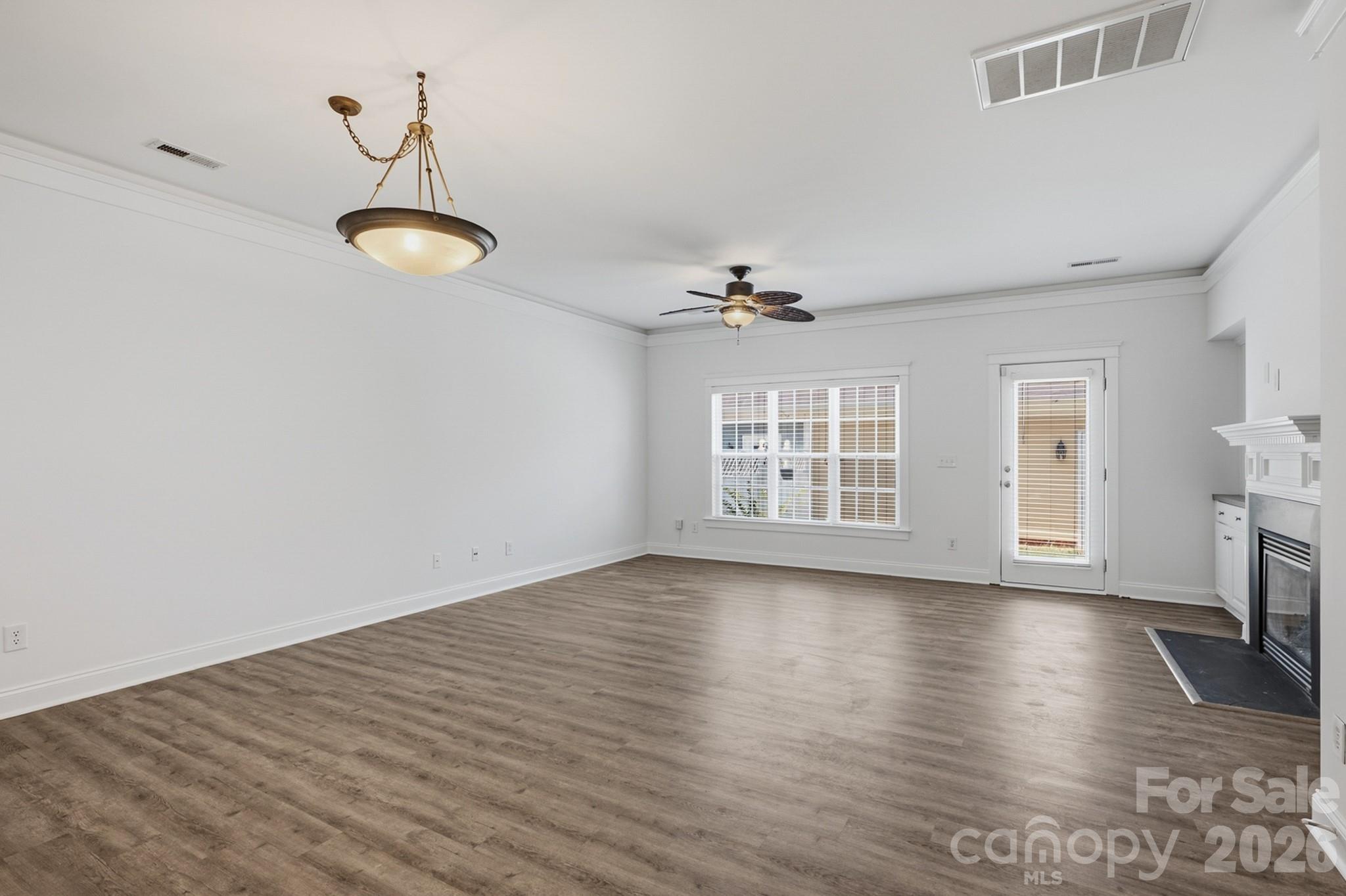 814 Cattaloochee Lane — Huntersville