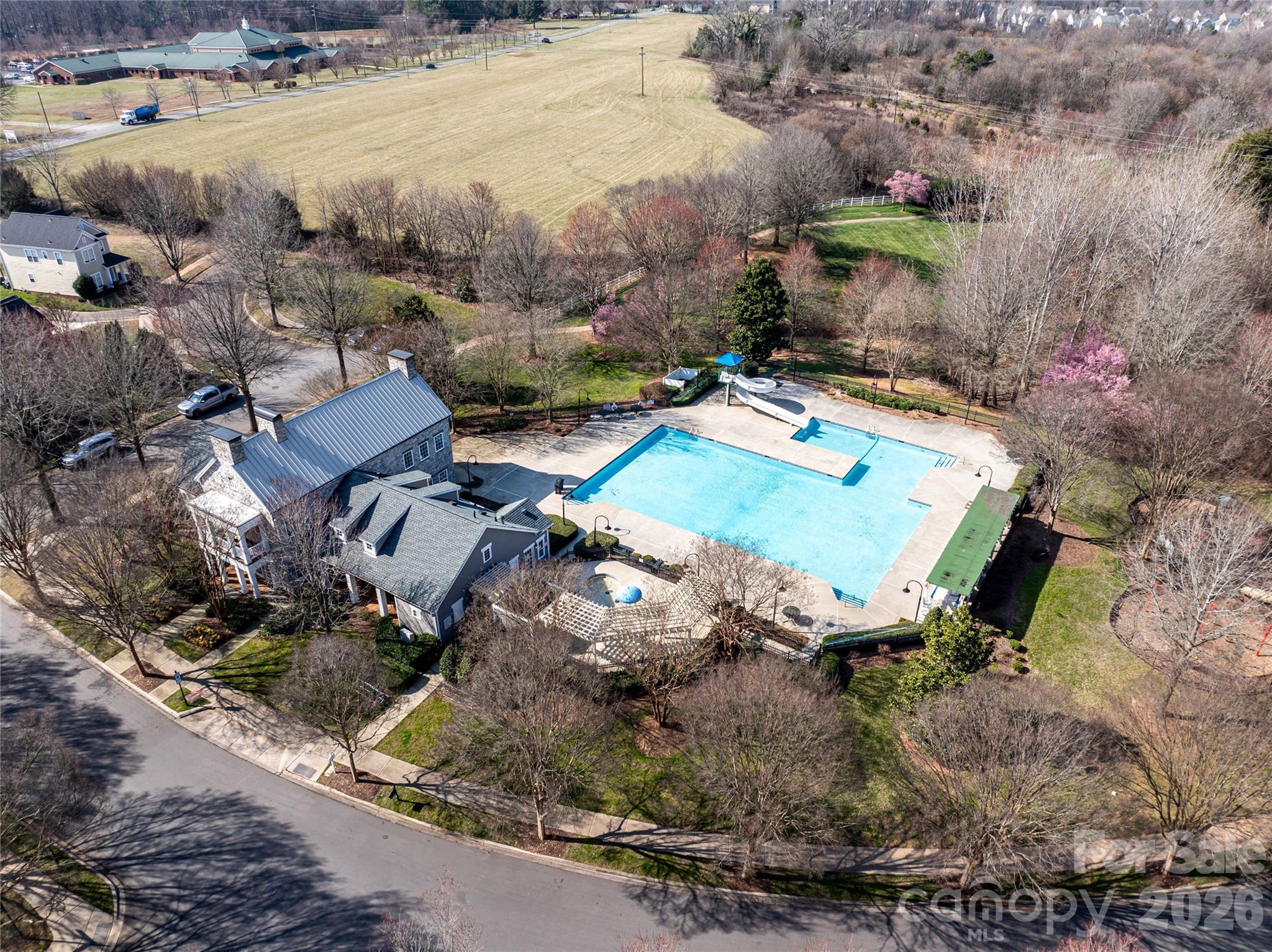 814 Cattaloochee Lane — Huntersville