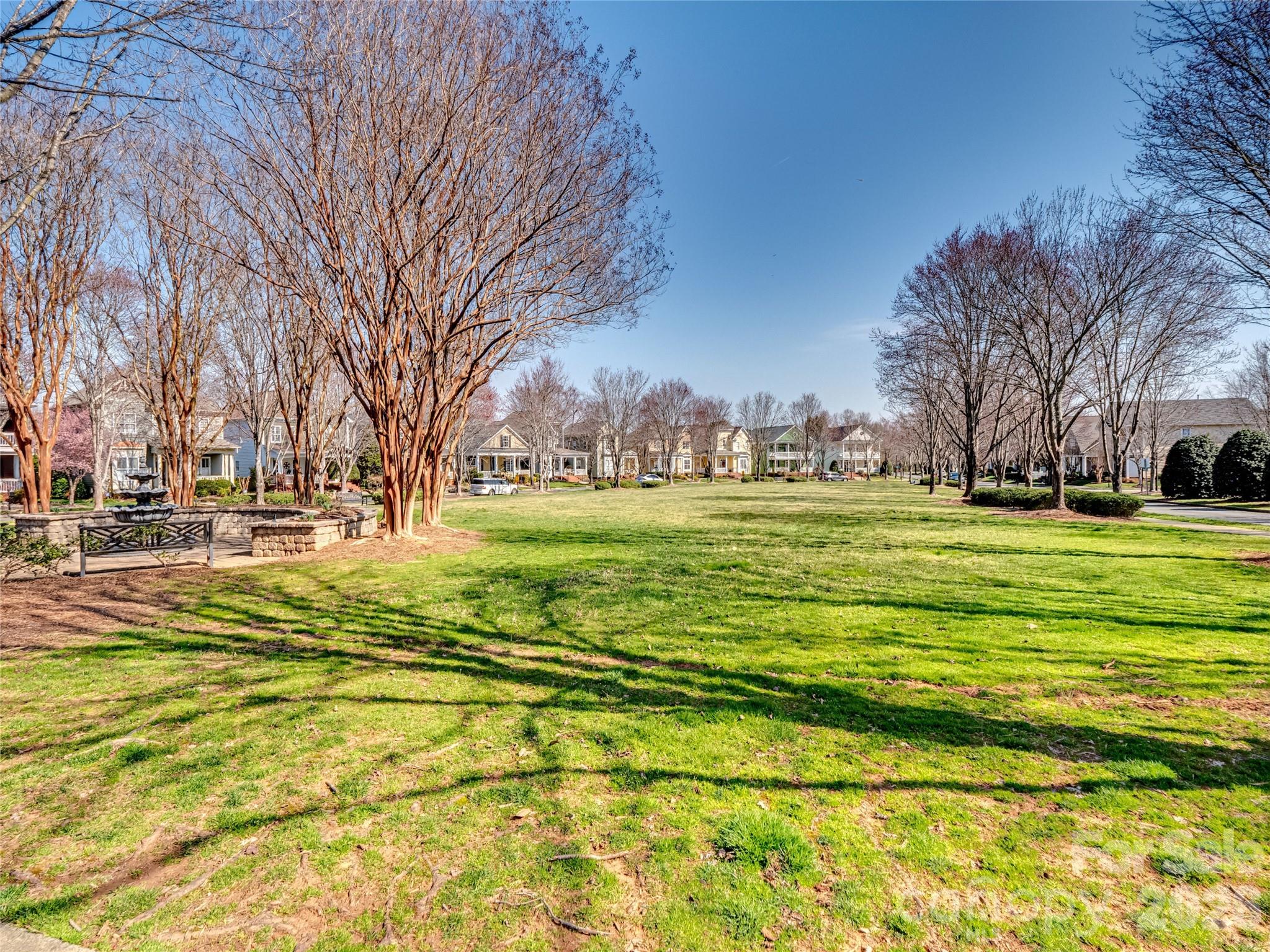 814 Cattaloochee Lane — Huntersville