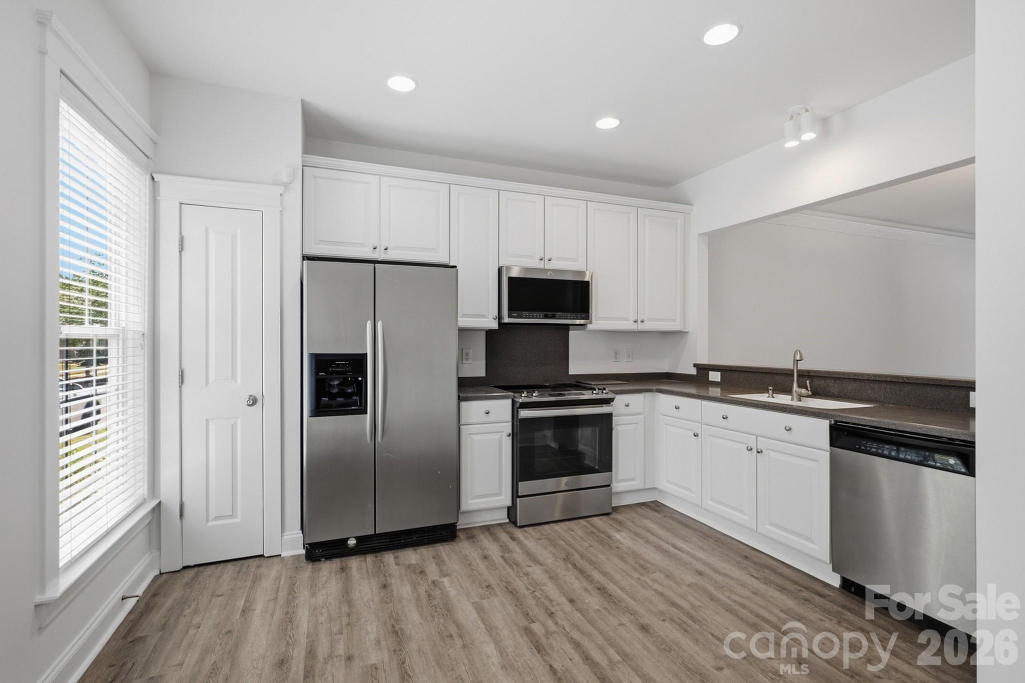 814 Cattaloochee Lane — Huntersville
